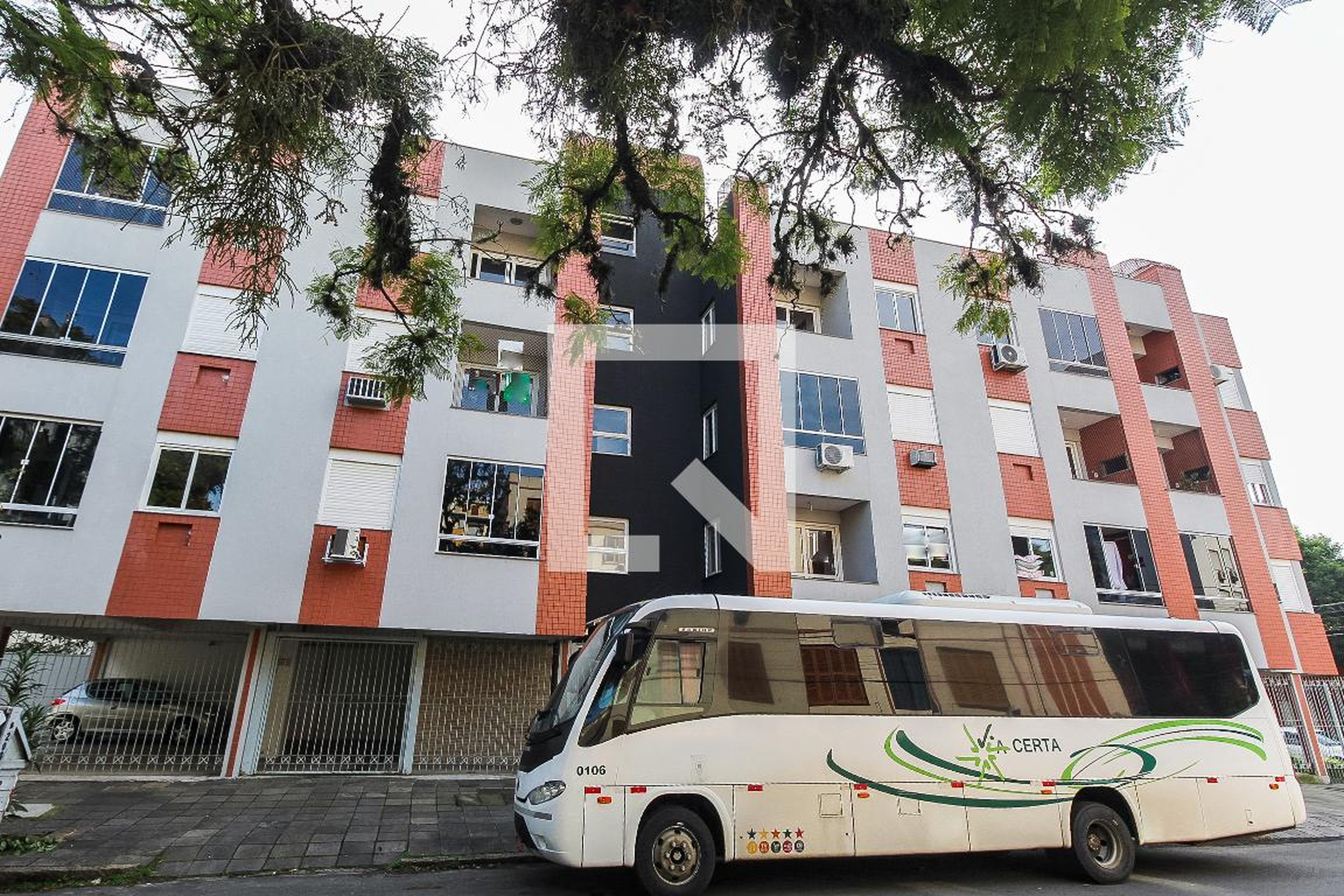 Fachada Condomínio em Travessa Jaguarão, 101