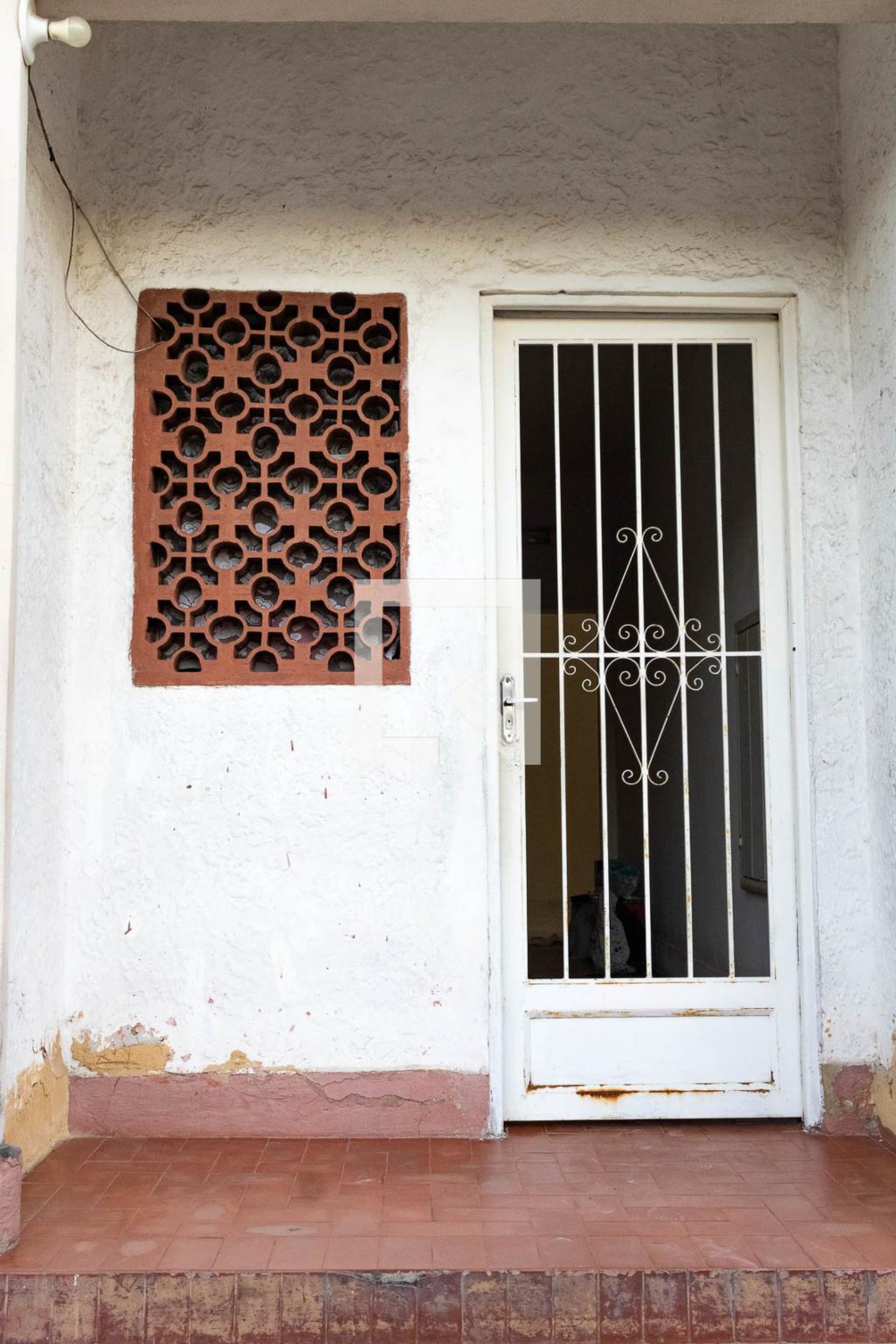 Entrada Condomínio em Rua Visconde de Itabaiana, 127