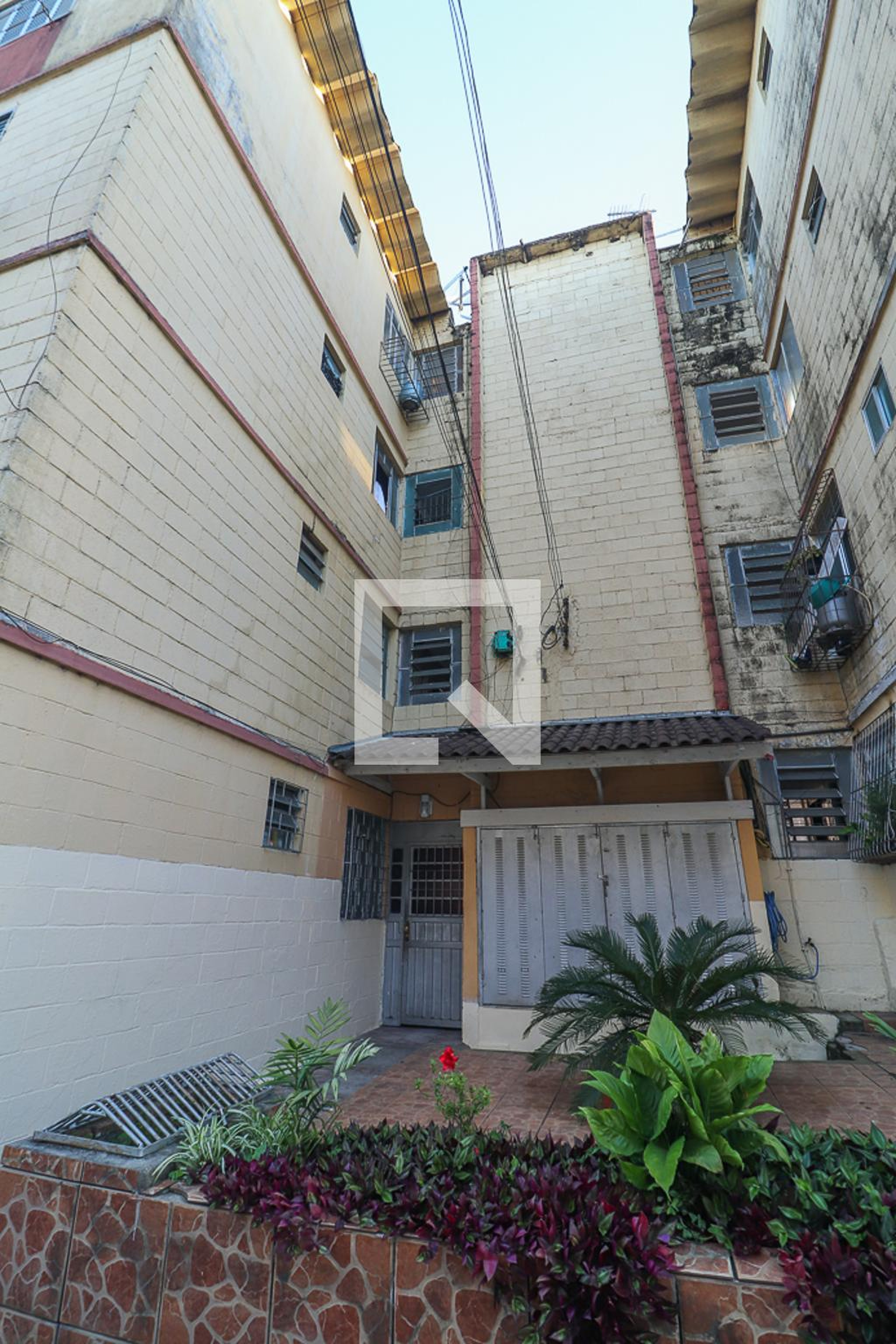 Fachada Condomínio em Rua Wolfram Metzler, 920