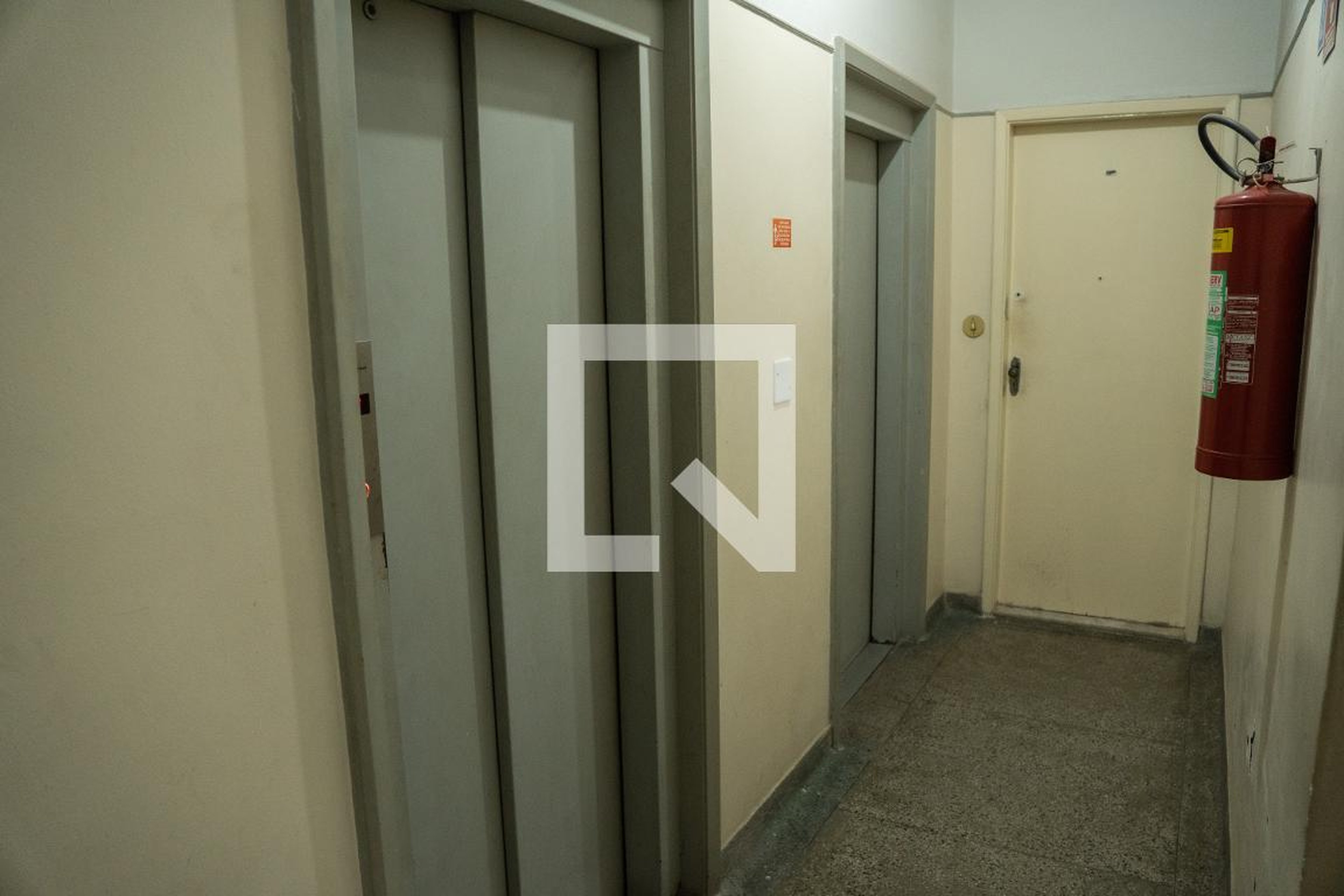 Hall de Entrada - Edifício Conde de Rezende