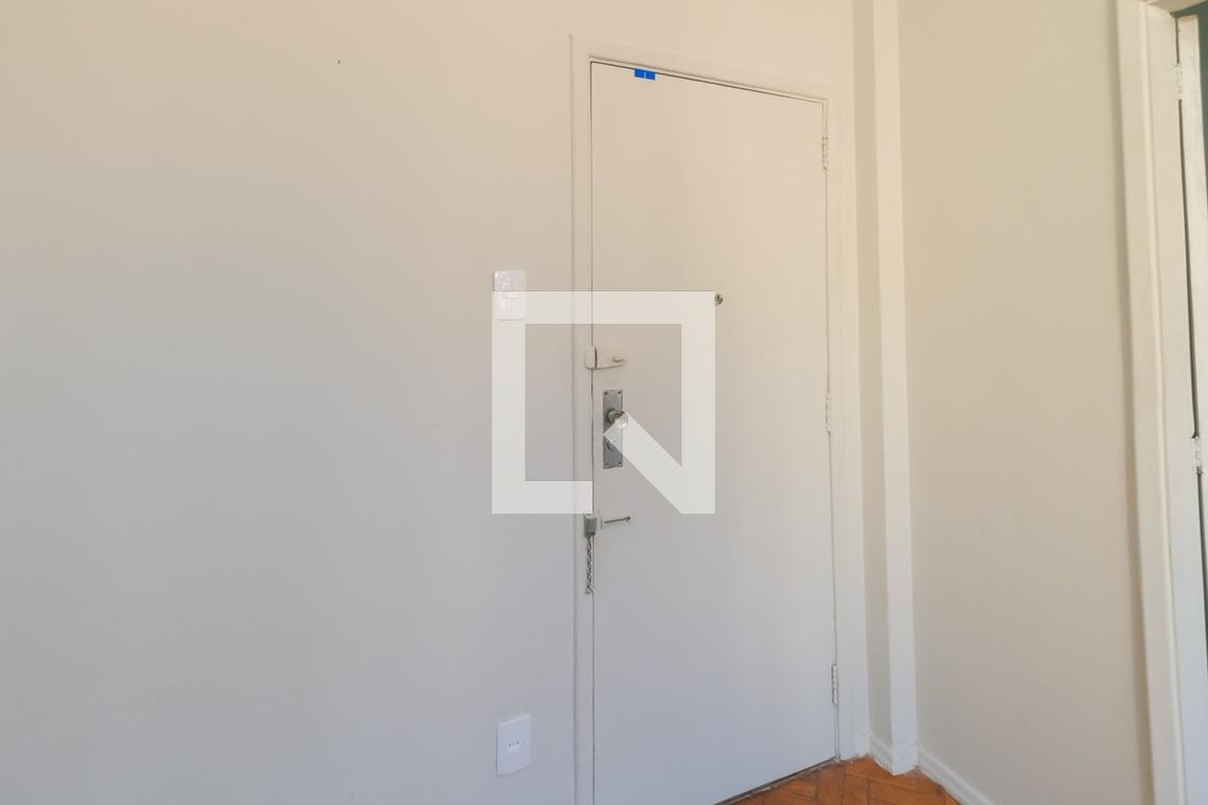 Entrada - Edifício Anamaria