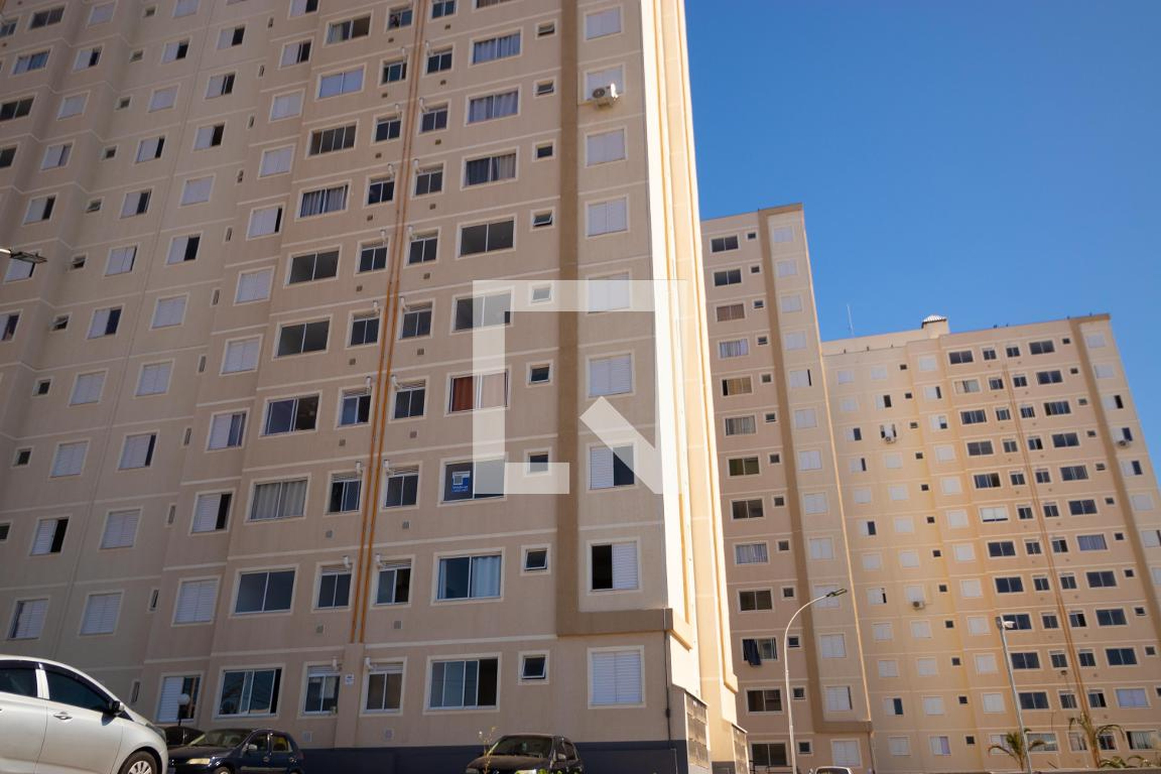 Fachada Condomínio em Rua Campos do Jordão, 668