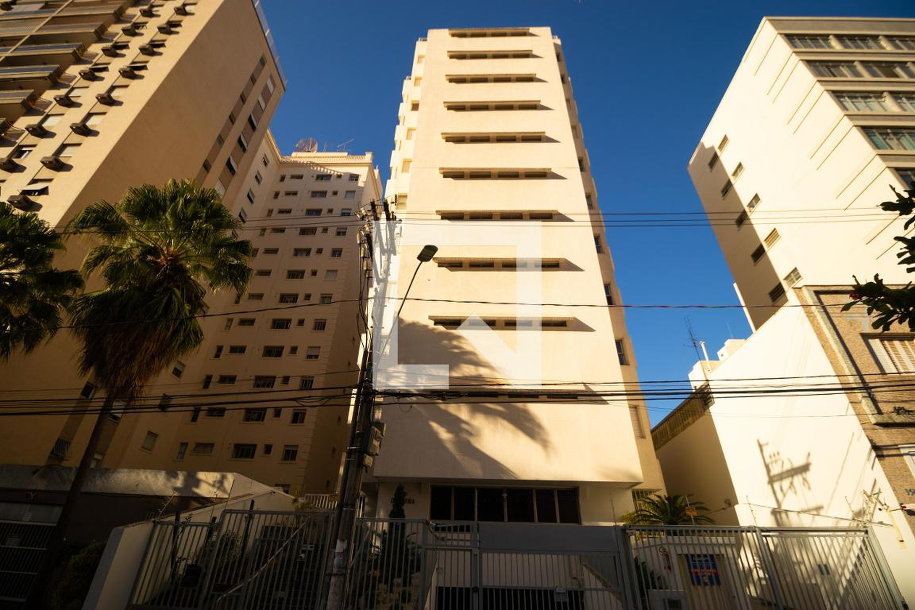 Fachada Condomínio em Rua Padre Vieira, 970