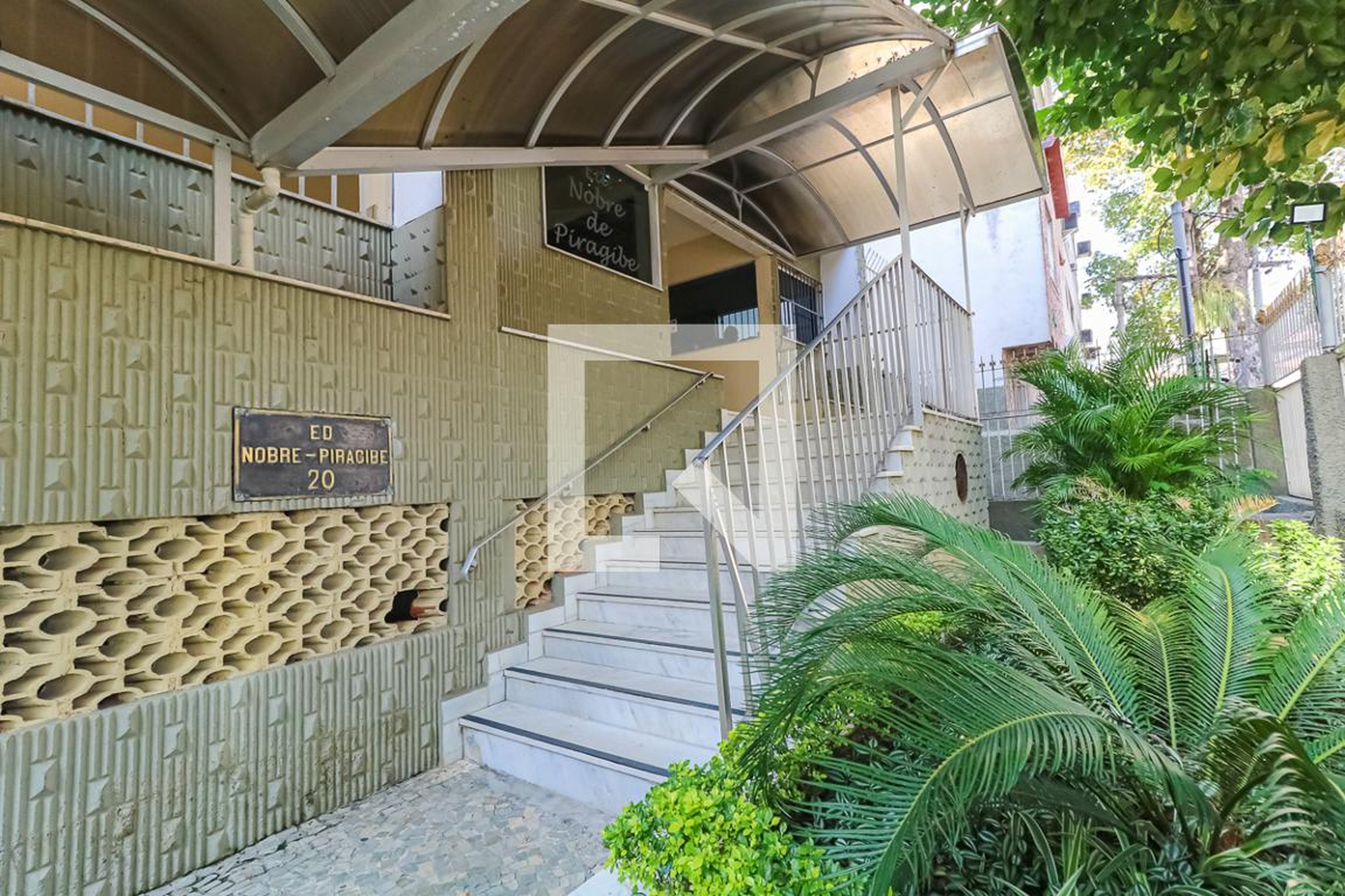Hall de Entrada - Carlos Amorim Serviços Técnicos Eirelli