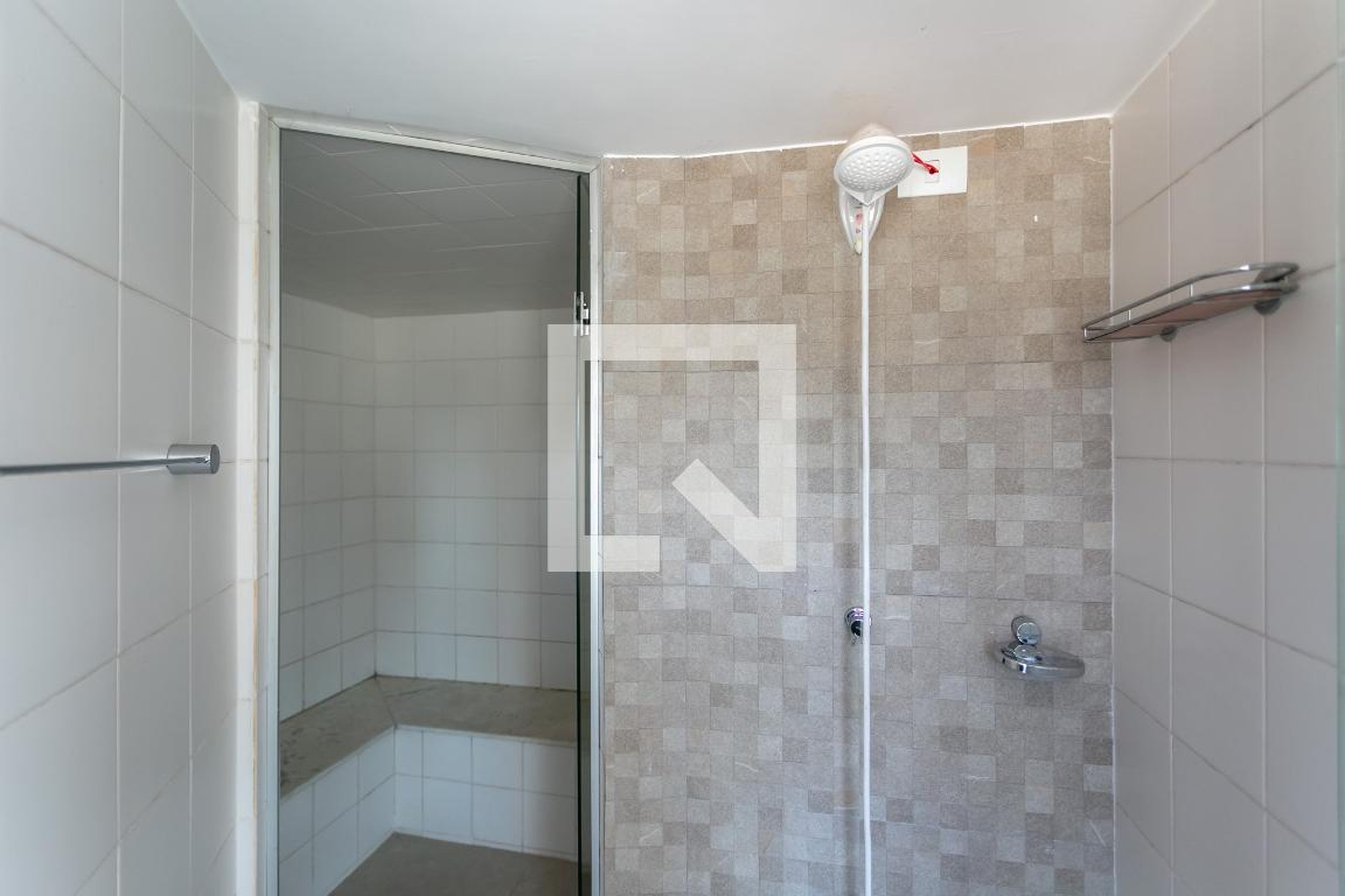 Sauna - Edifício Edgar Antunes