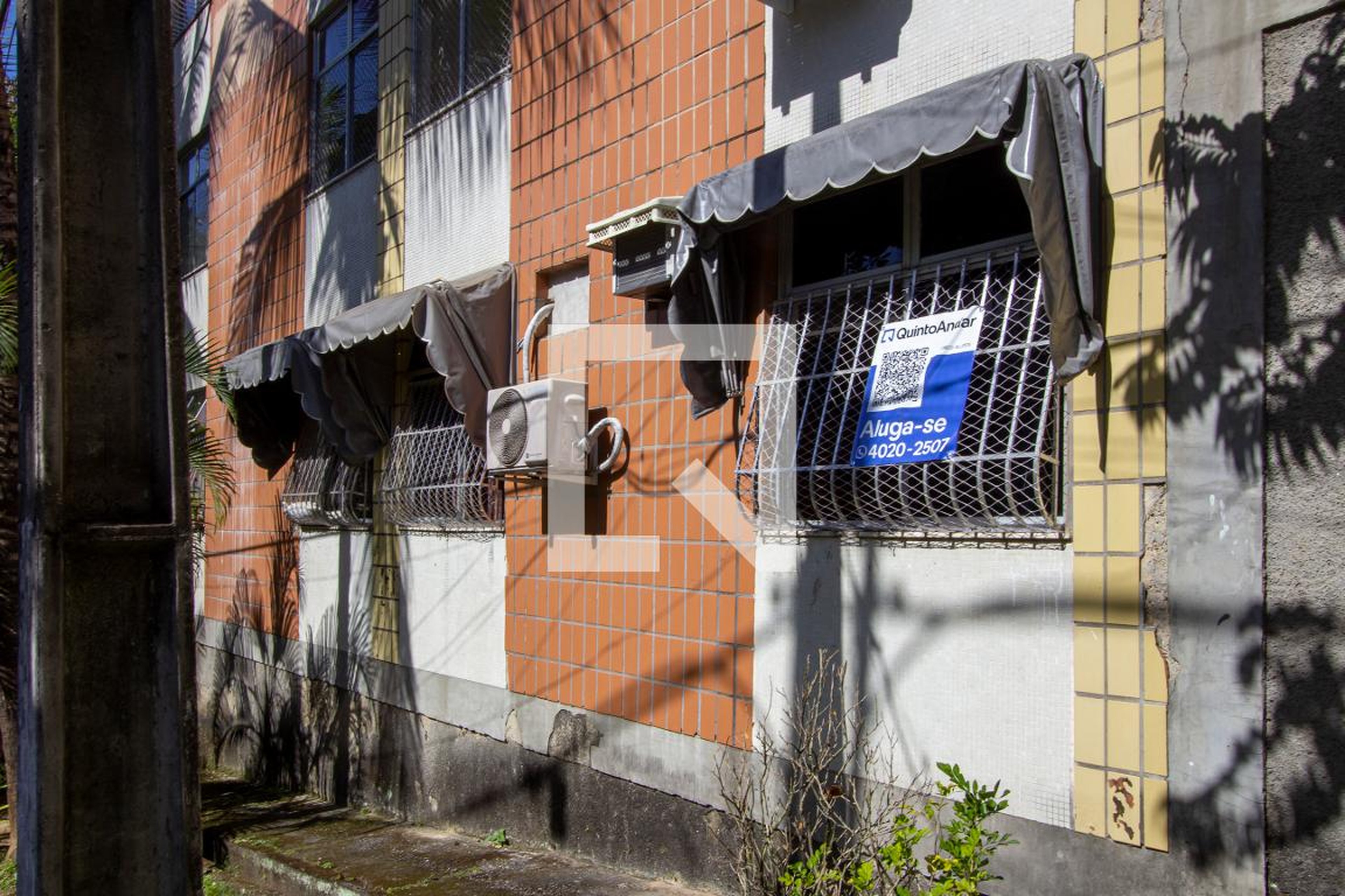 Fachada Condomínio Village das Mangueiras