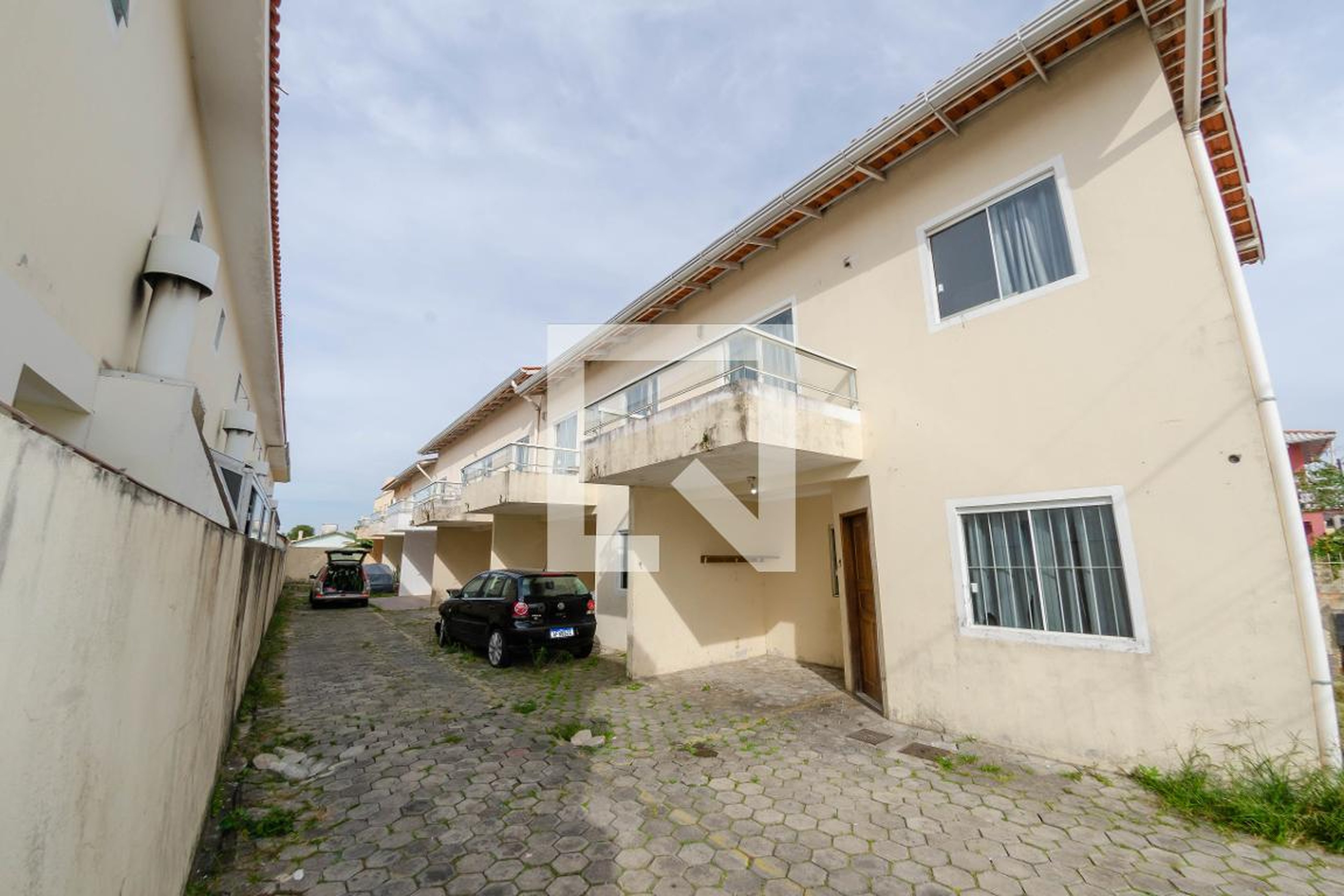 Fachada Condomínio em Rua Albatroz, 456