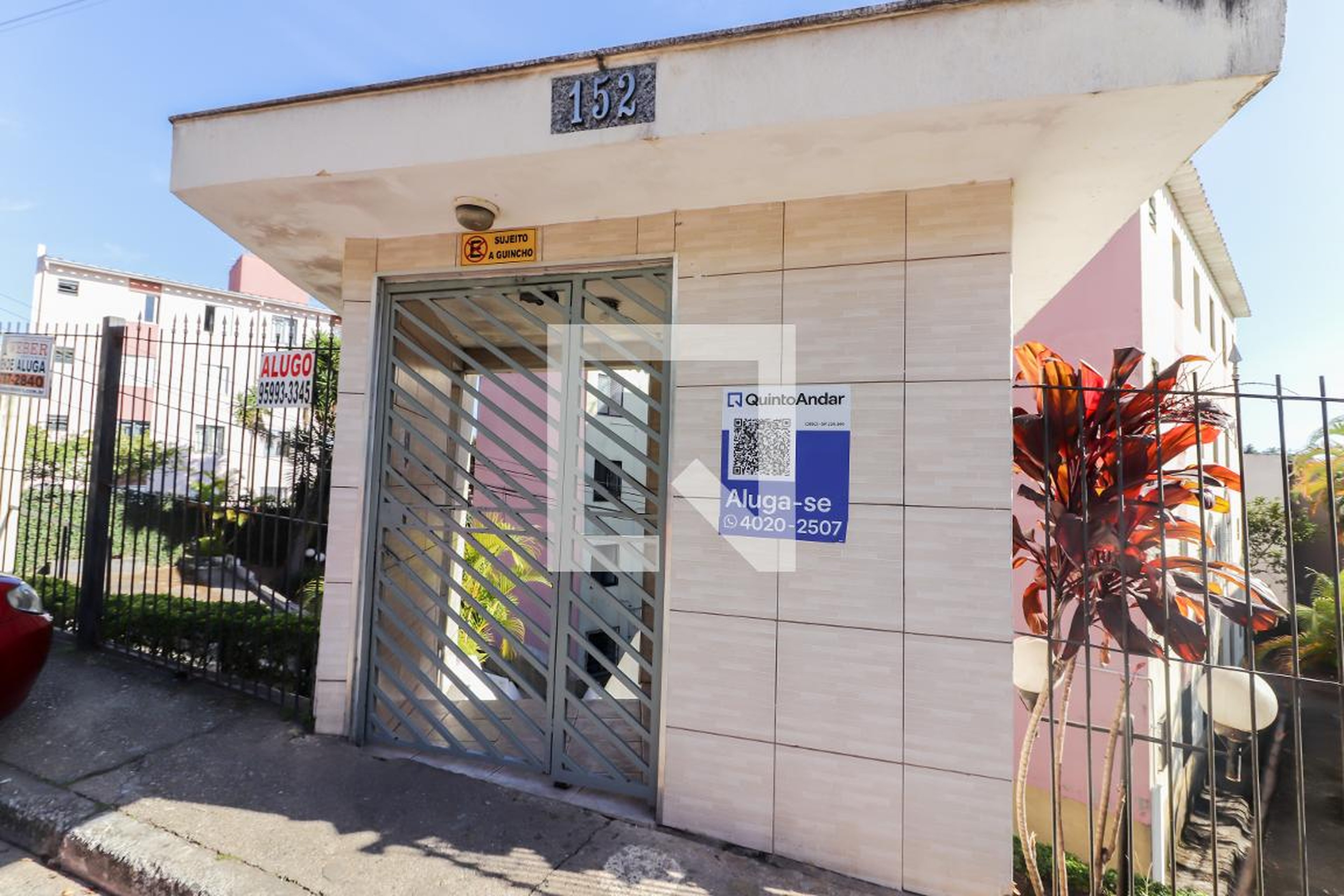 Fachada do Condomínio Condomínio Ilha das Flores