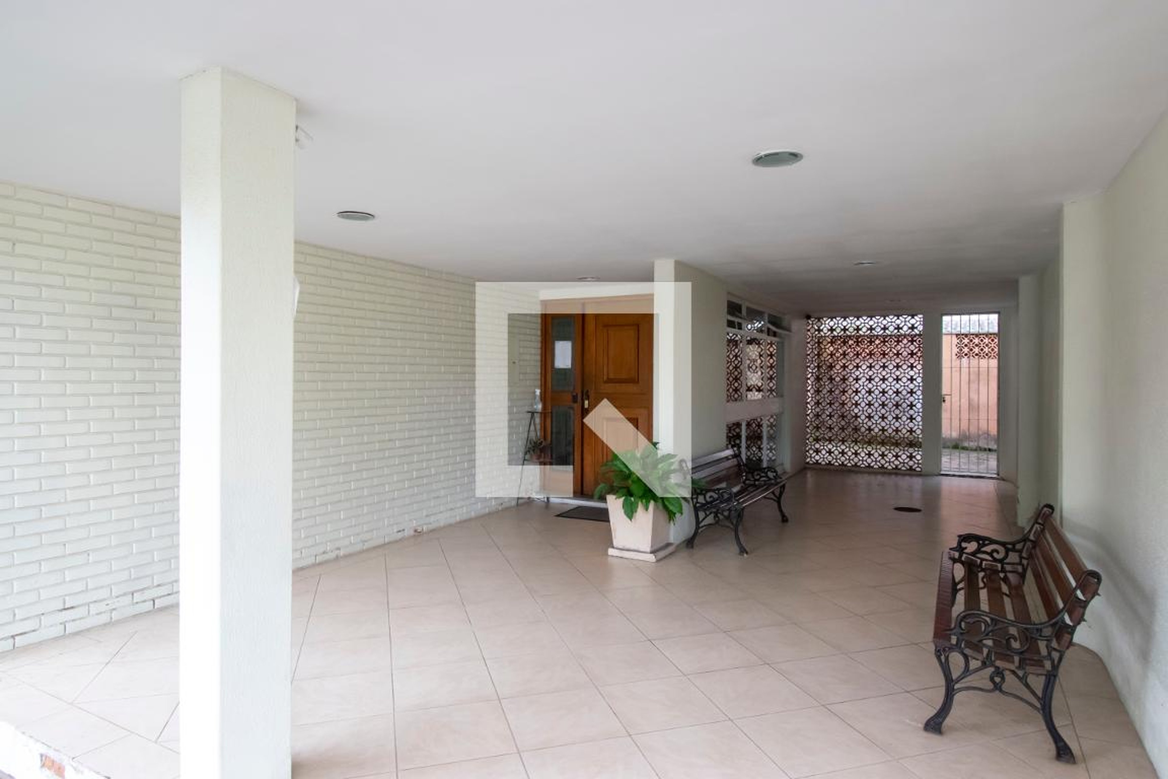 Hall de Entrada - Portijo