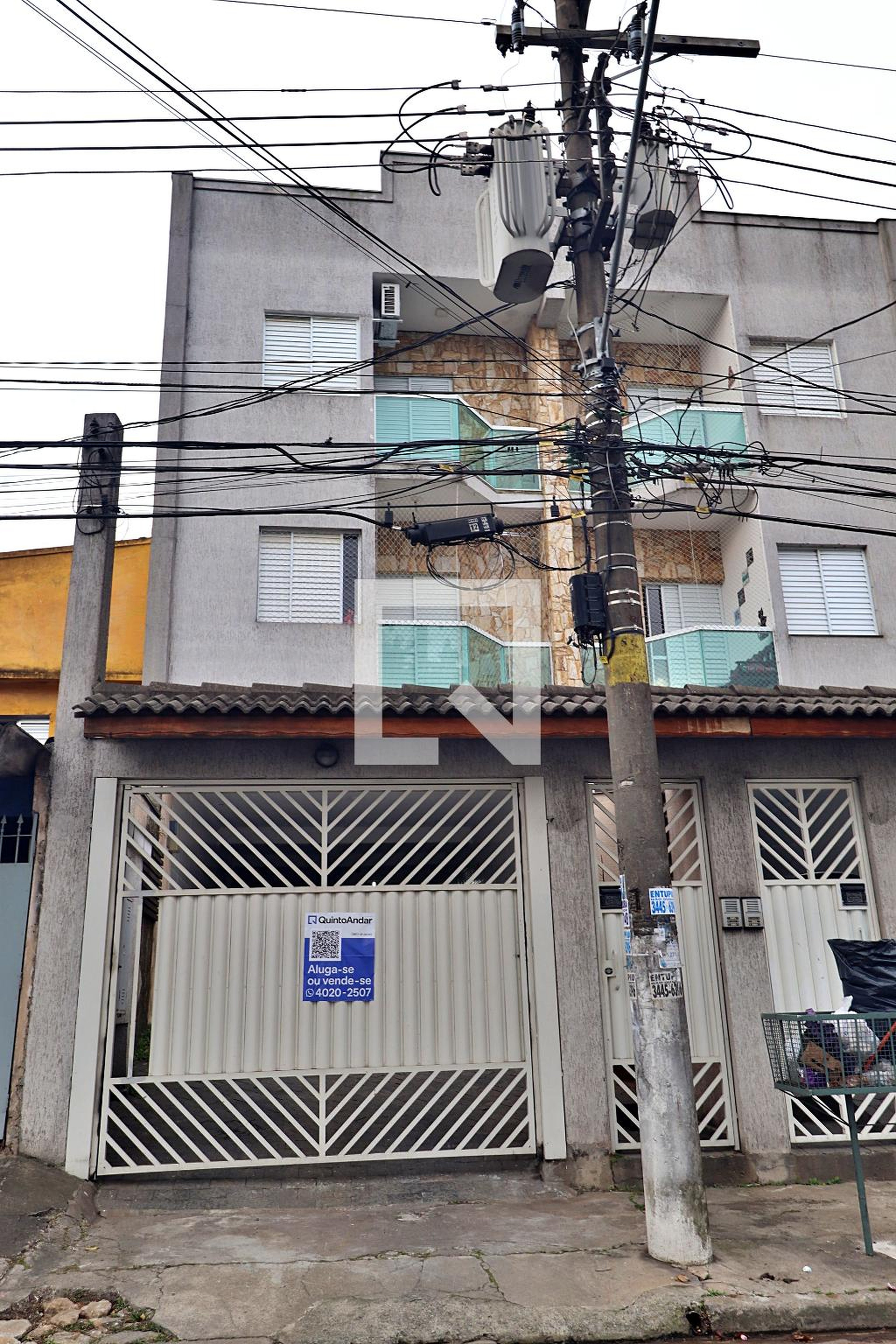 Fachada Condomínio em Rua Apalaches, 951