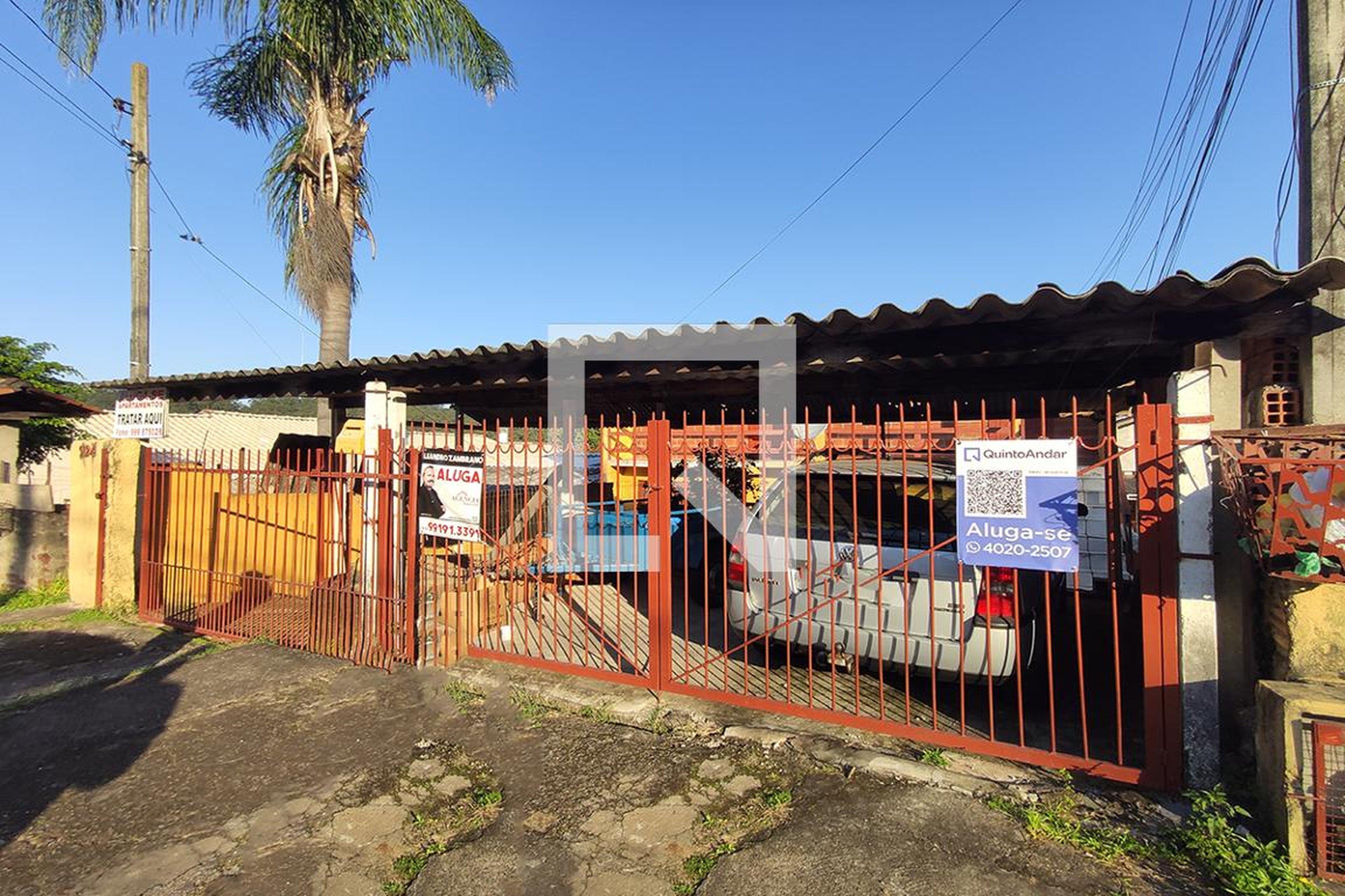 Fachada do Condomínio Condomínio em Rua Duque Estrada, 224