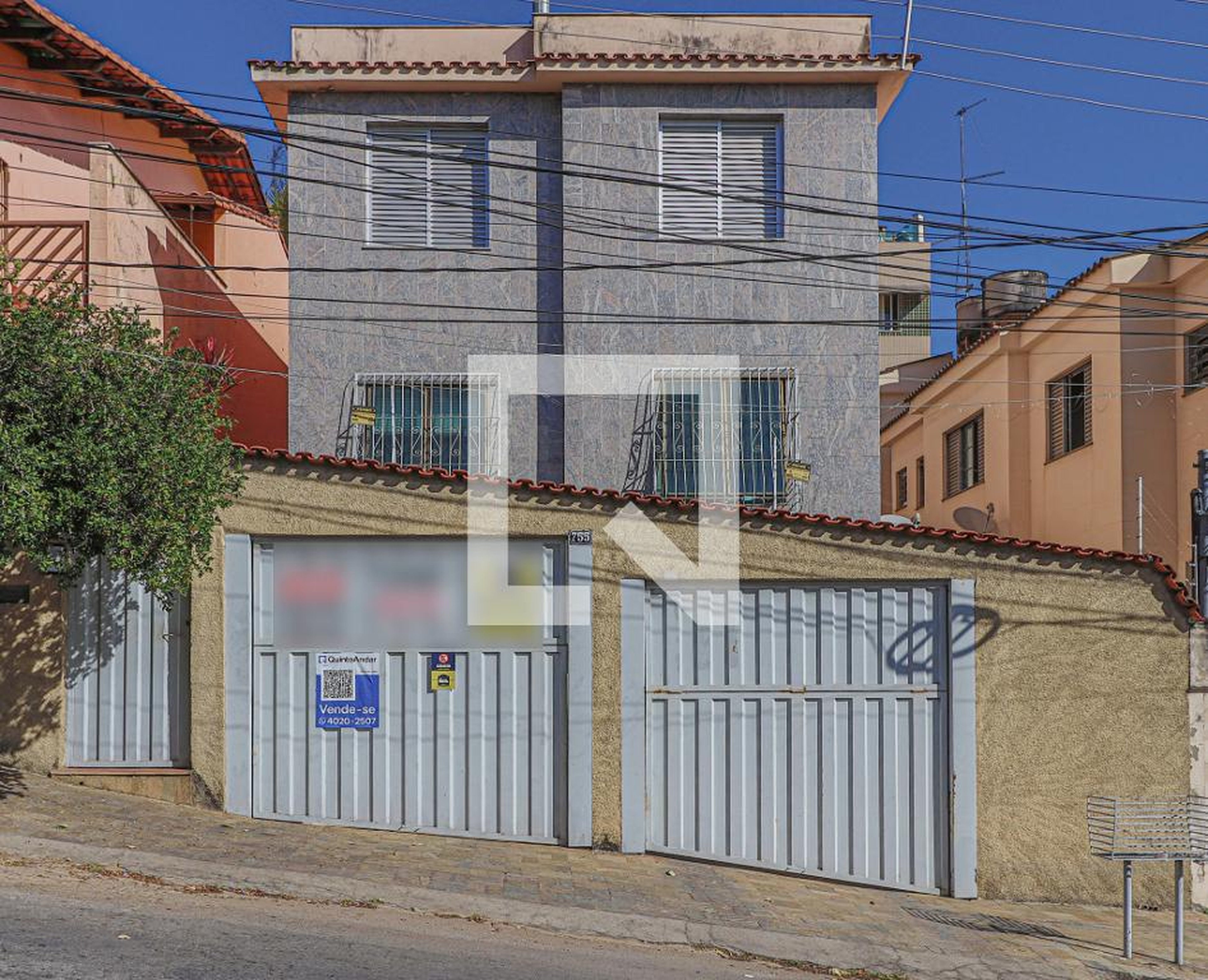 Fachada Condomínio em Rua Taquari, 755