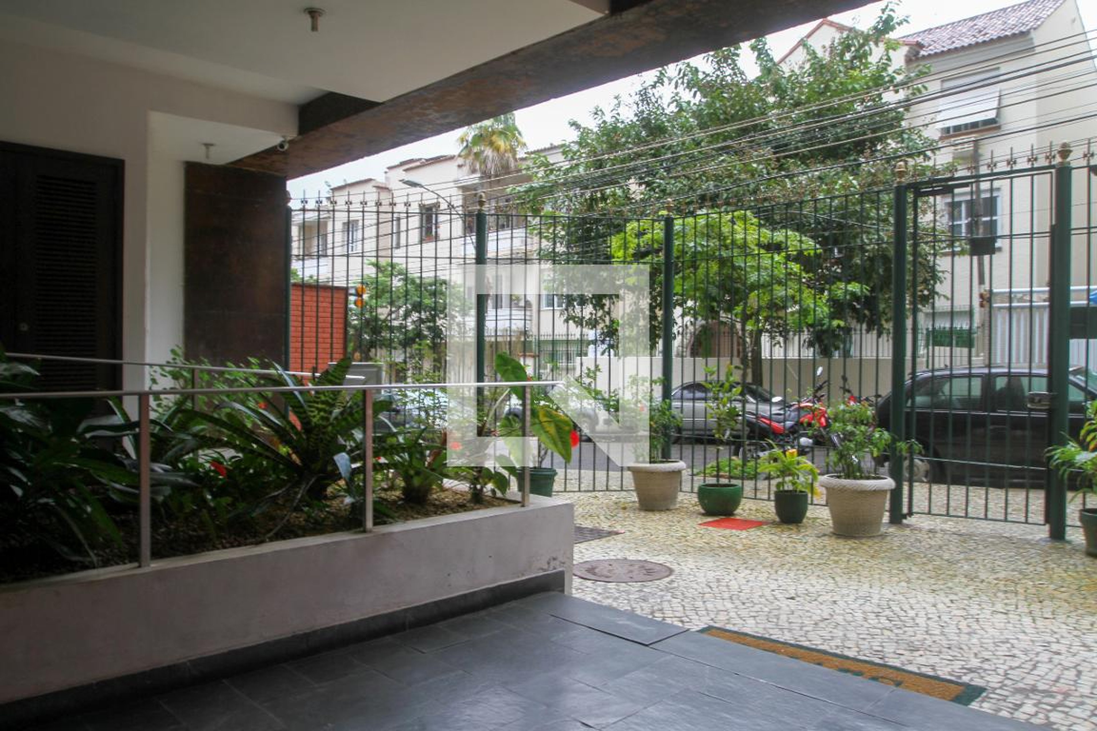 Entrada do Prédio - Edifício Savius