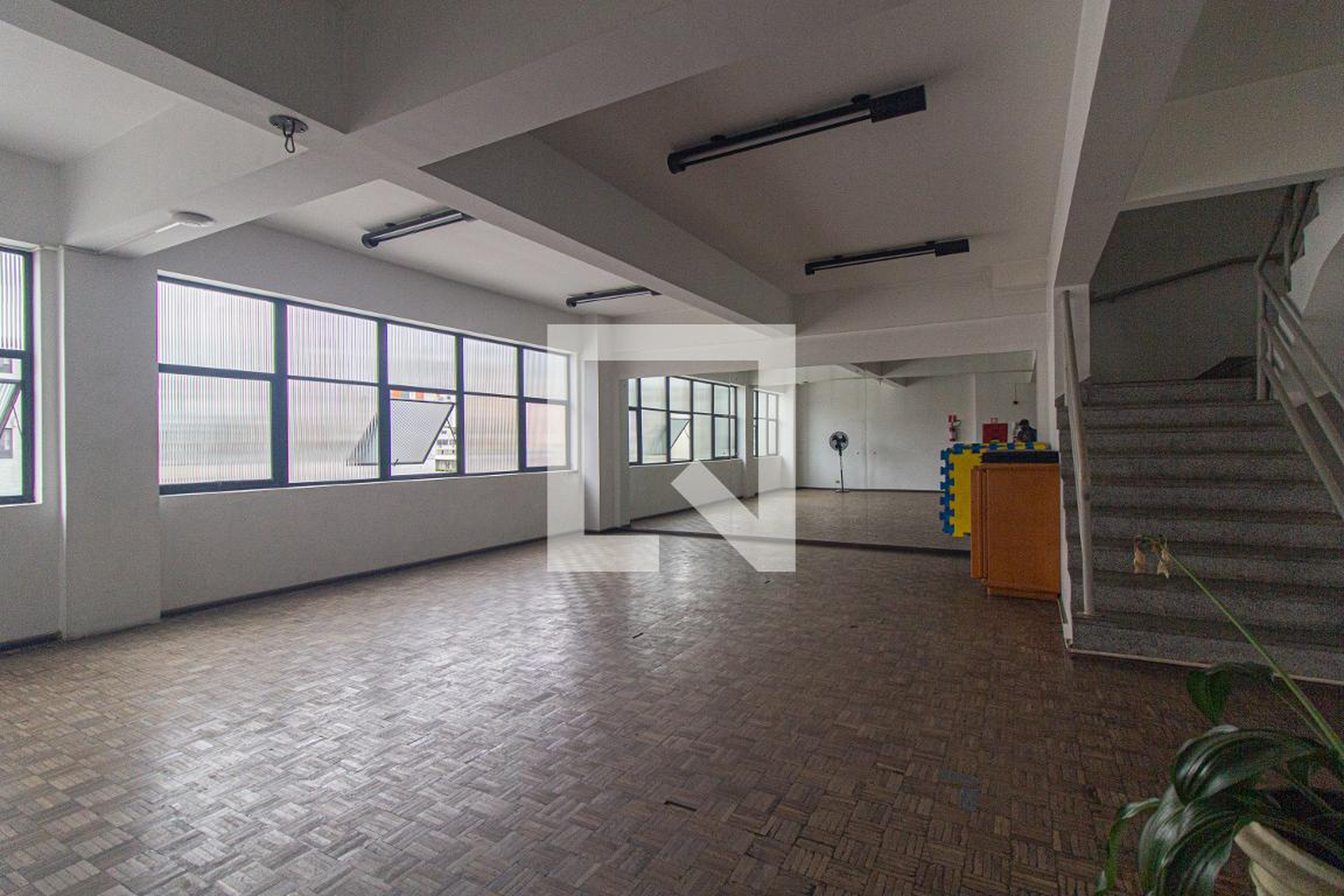 Academia - Green Tower