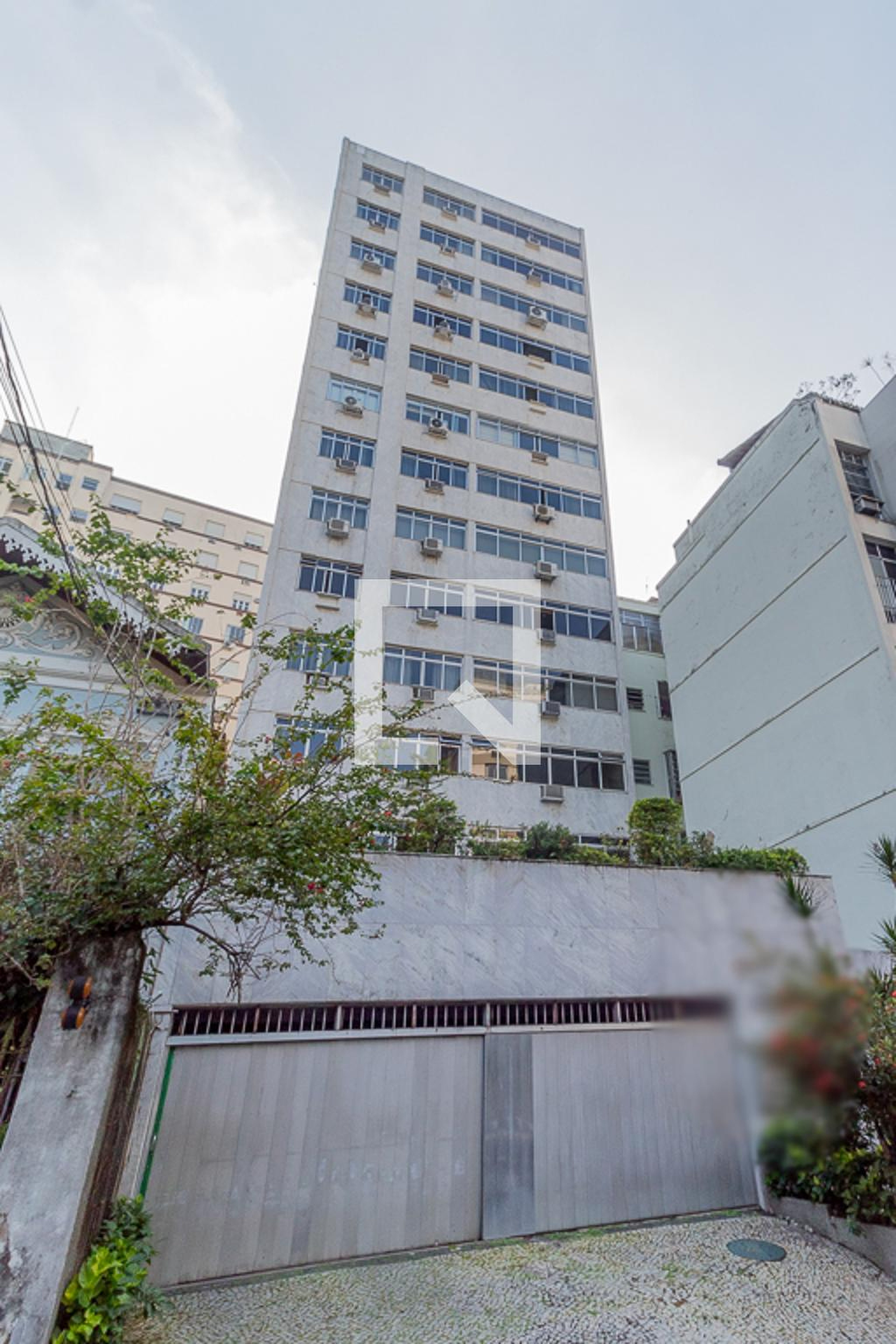 Fachada Condomínio em Rua Ribeiro de Almeida, 26