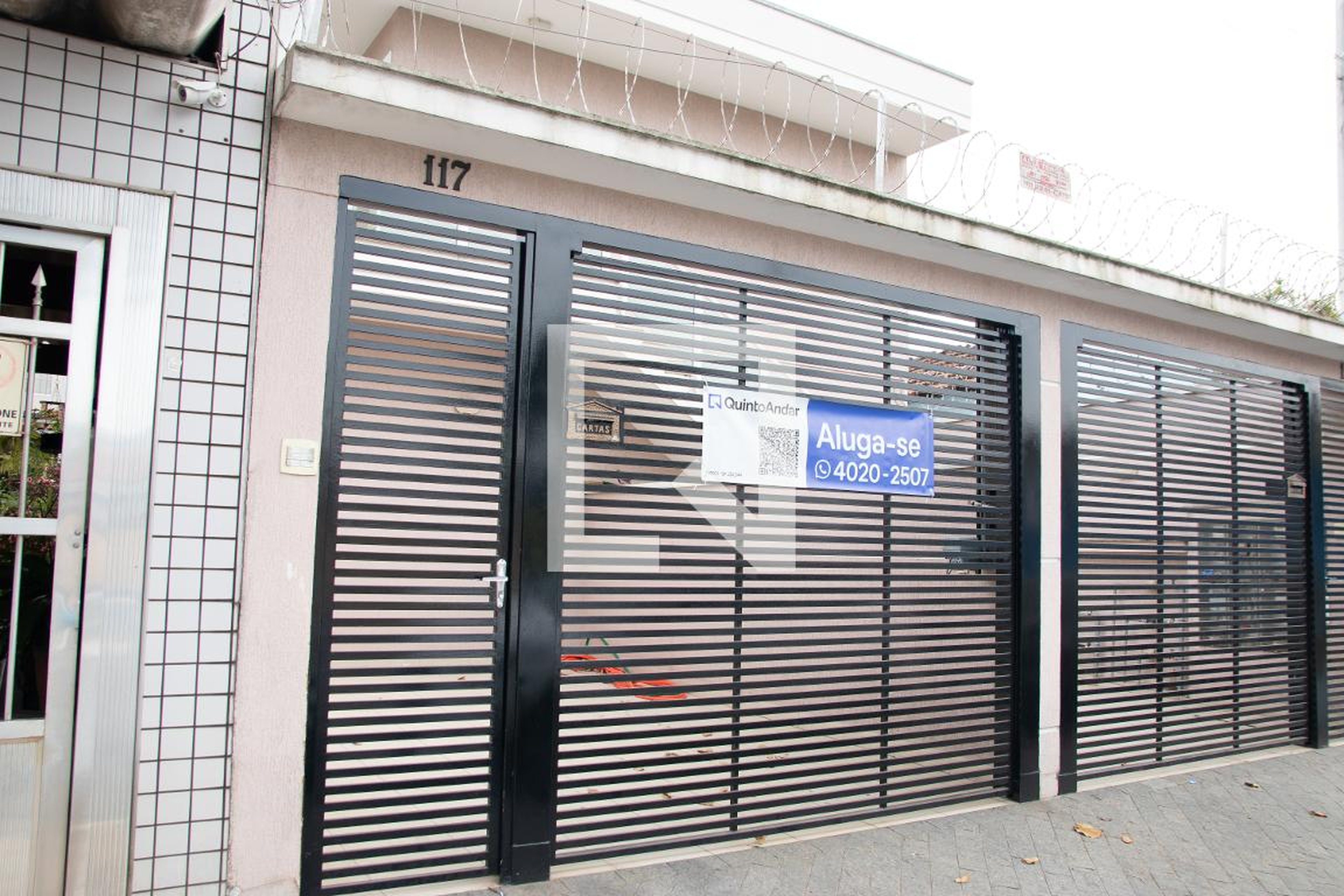 Fachada Condomínio em Rua Buracica, 117