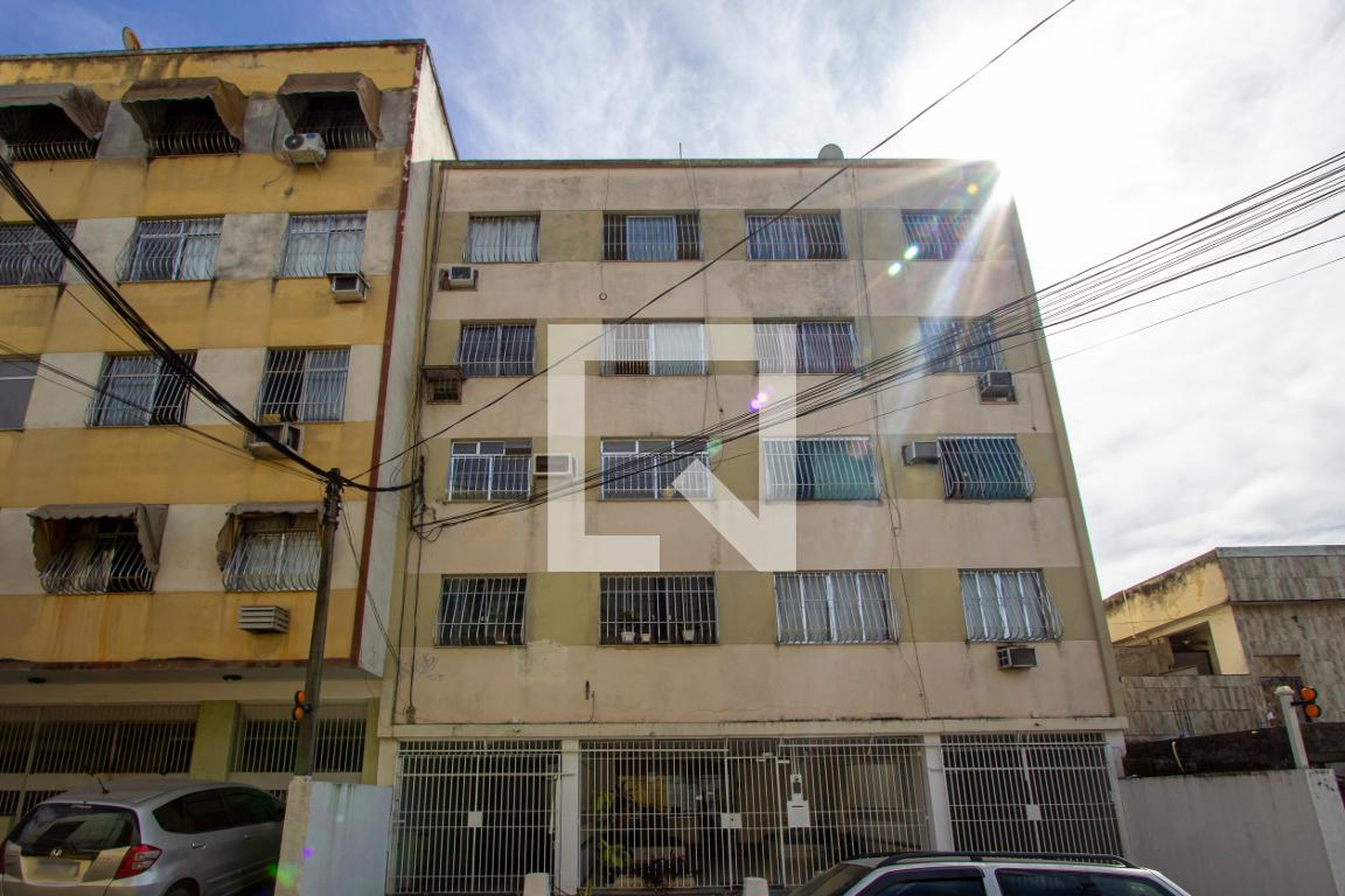 Fachada Condomínio em Travessa Francisco Malafáia, 96