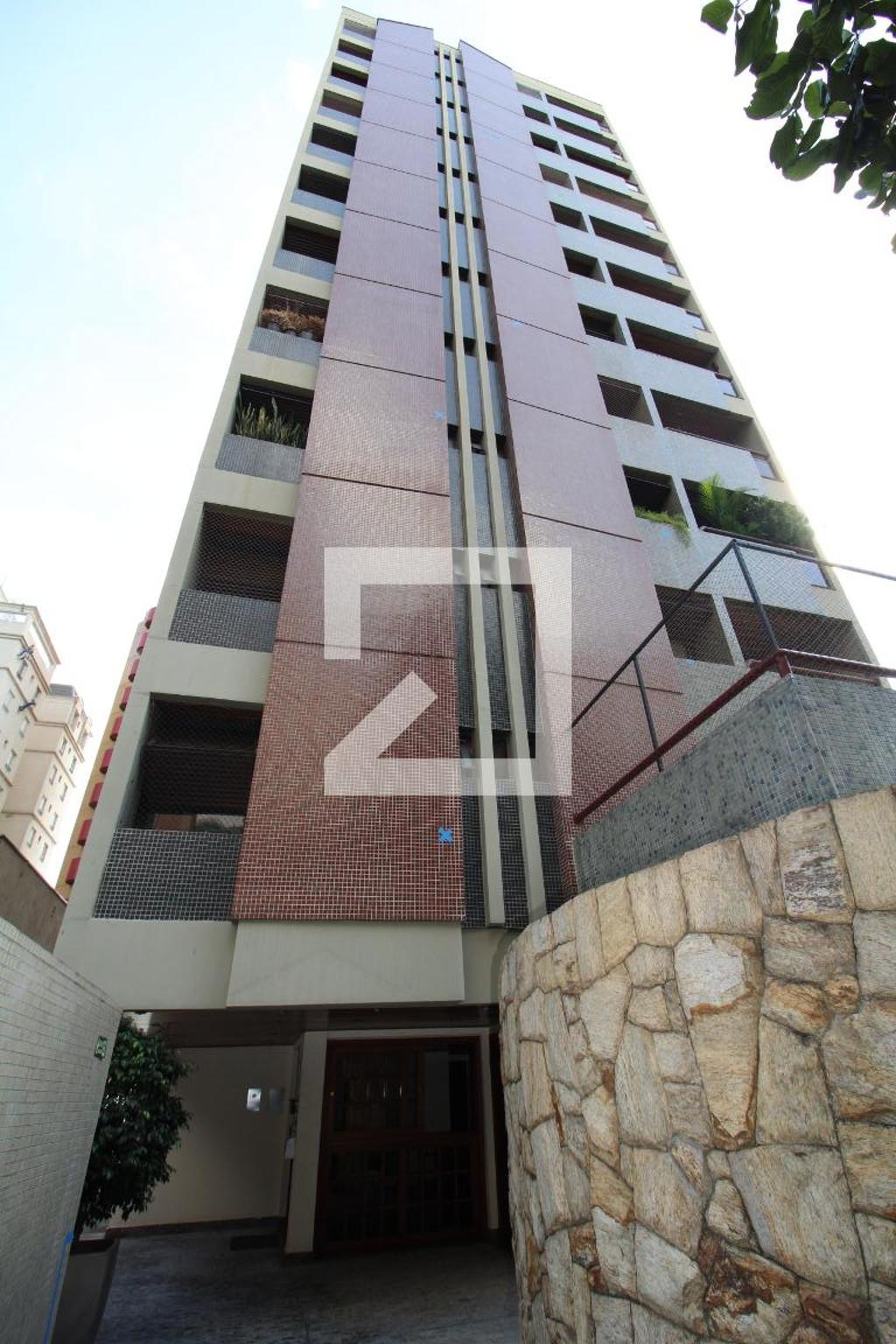 Fachada do Prédio Condomínio em Rua Doutor José Inocêncio de Campos, 53