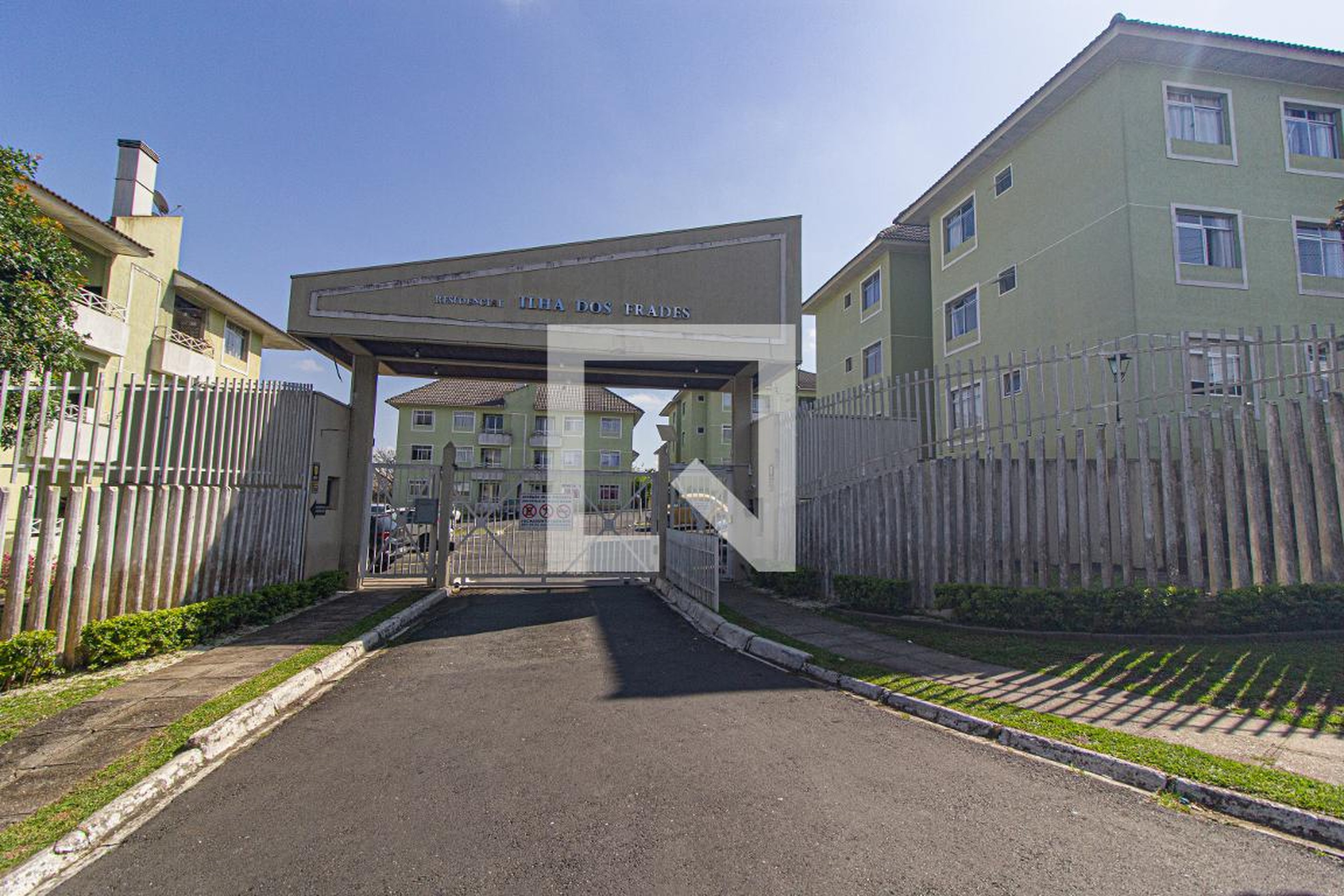 Fachada do Condomínio Residencial Ilha dos Frades