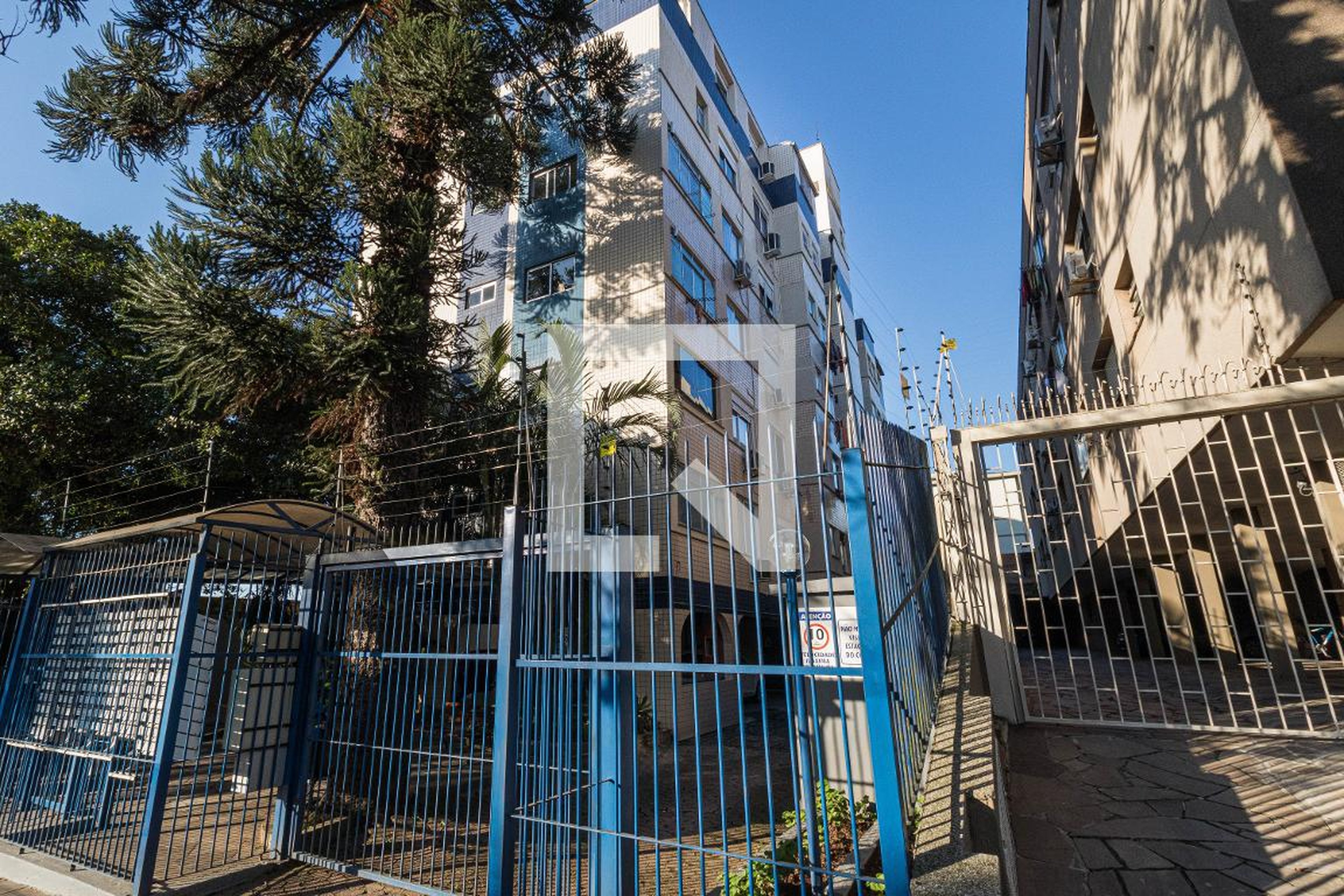 Fachada do Prédio Condomínio Las Palmas