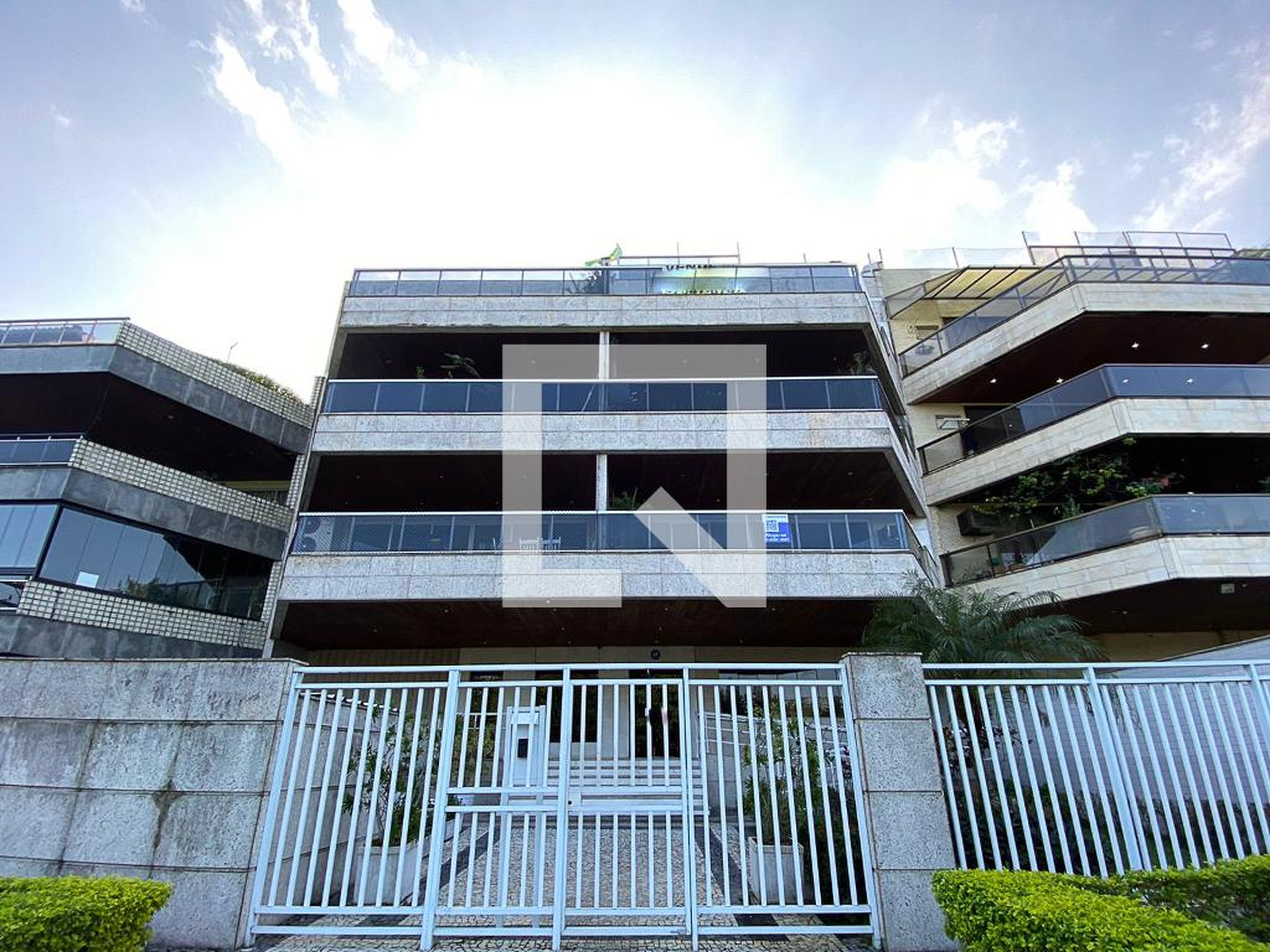 Fachada Condomínio em Avenida Alfredo Balthazar da Silveira, 1030