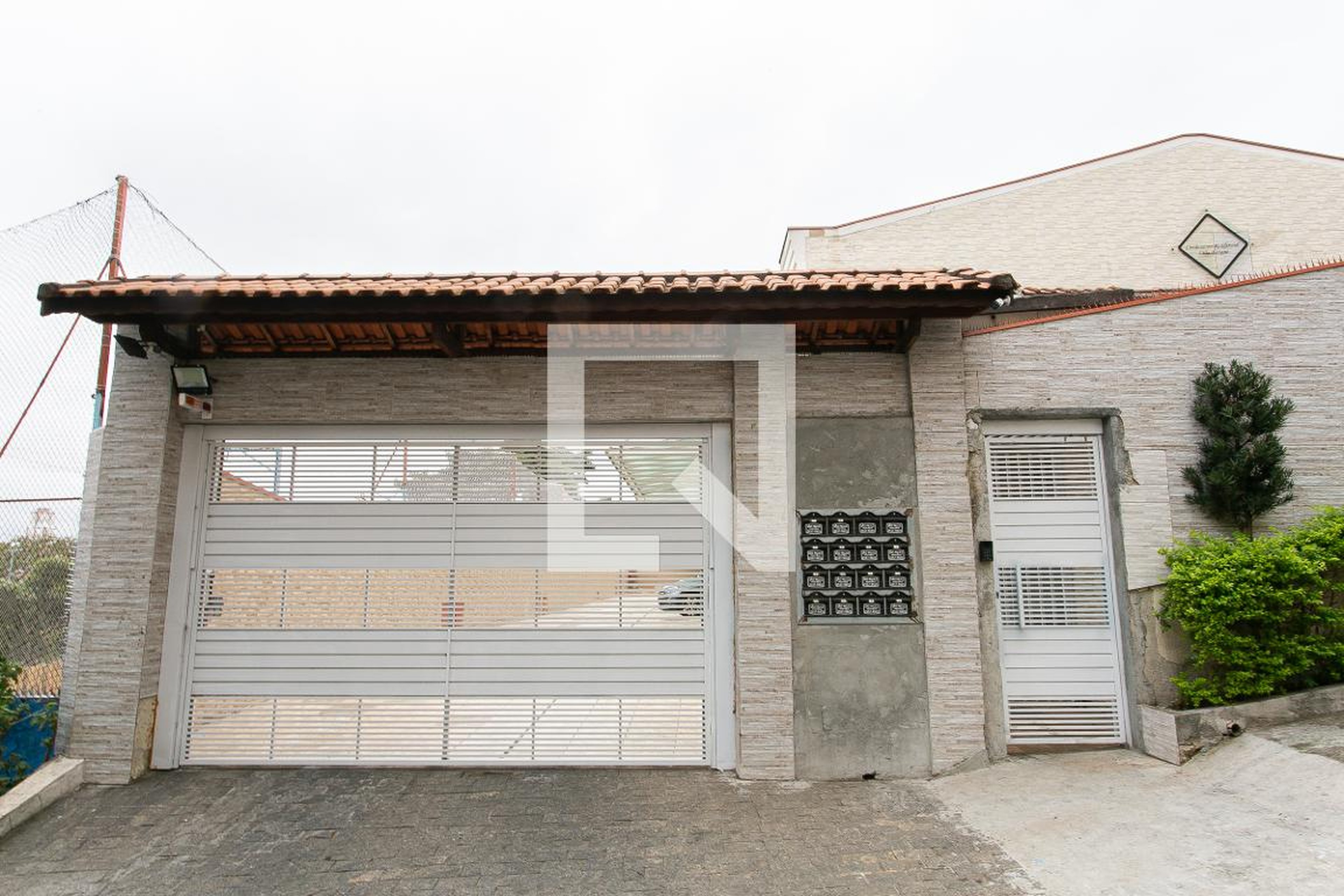 Fachada do Condomínio Residencial Villa Feriane