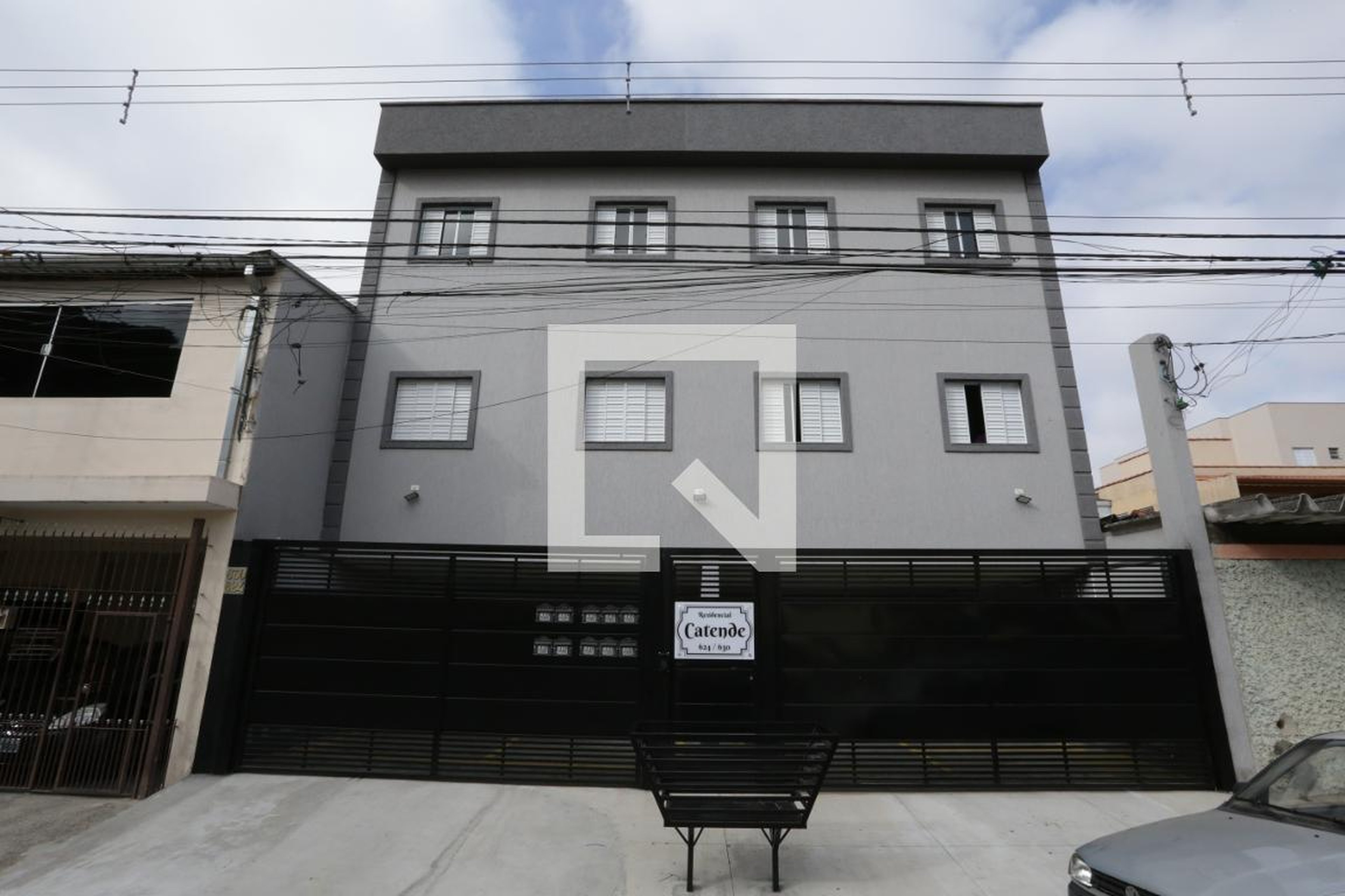 Fachada Condomínio em Rua Catende, 624