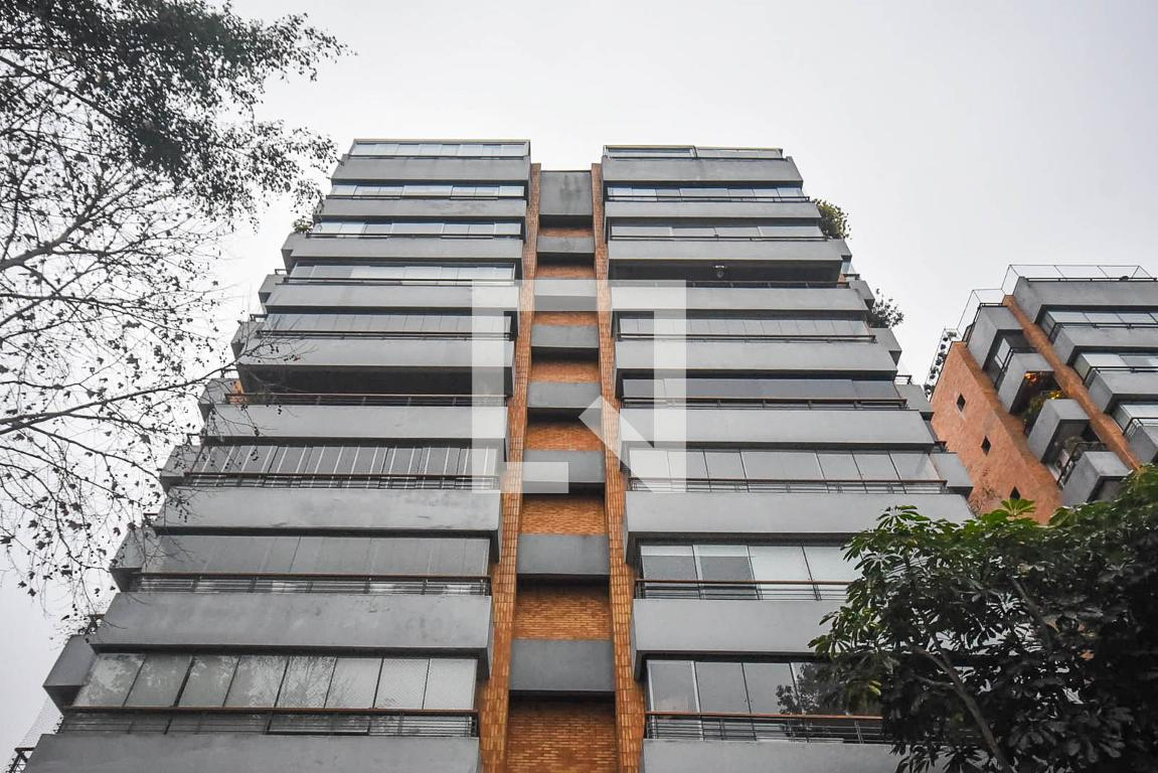 Fachada Condomínio em Avenida Vicente Paiva, 819