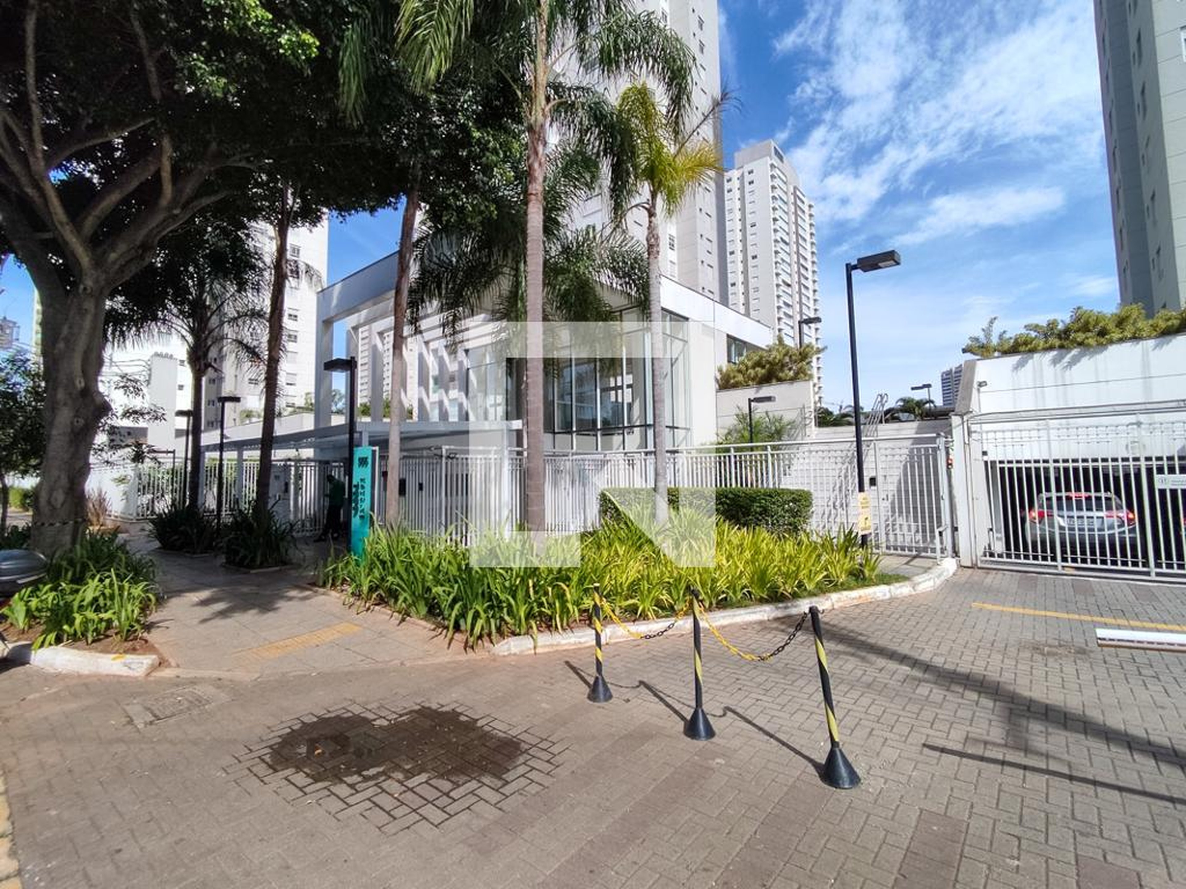 Fachada do Condomínio Condomínio Quintas da Lapa