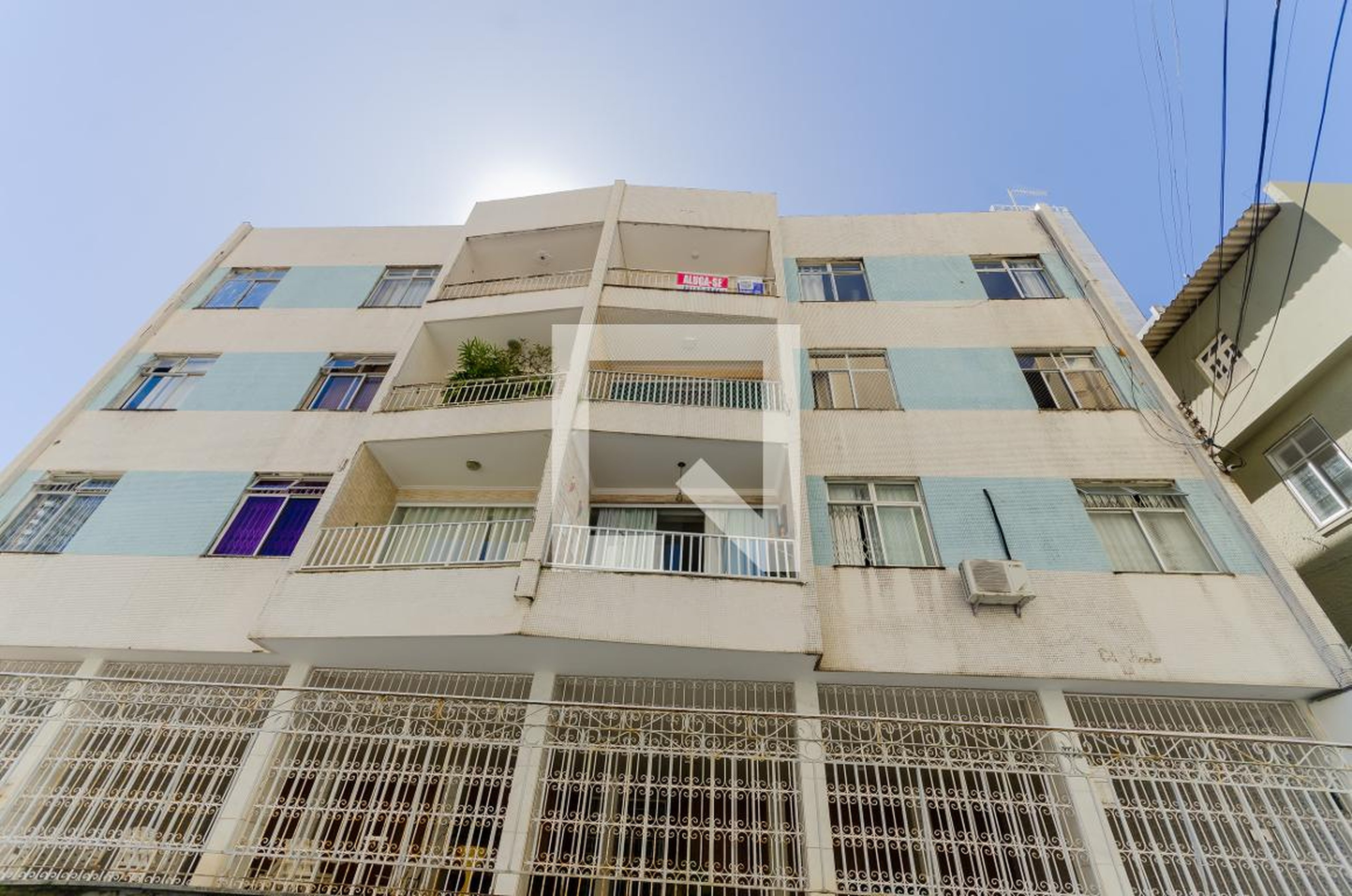 Fachada do predio Condomínio em Rua Desembargador Gonçalves, 196