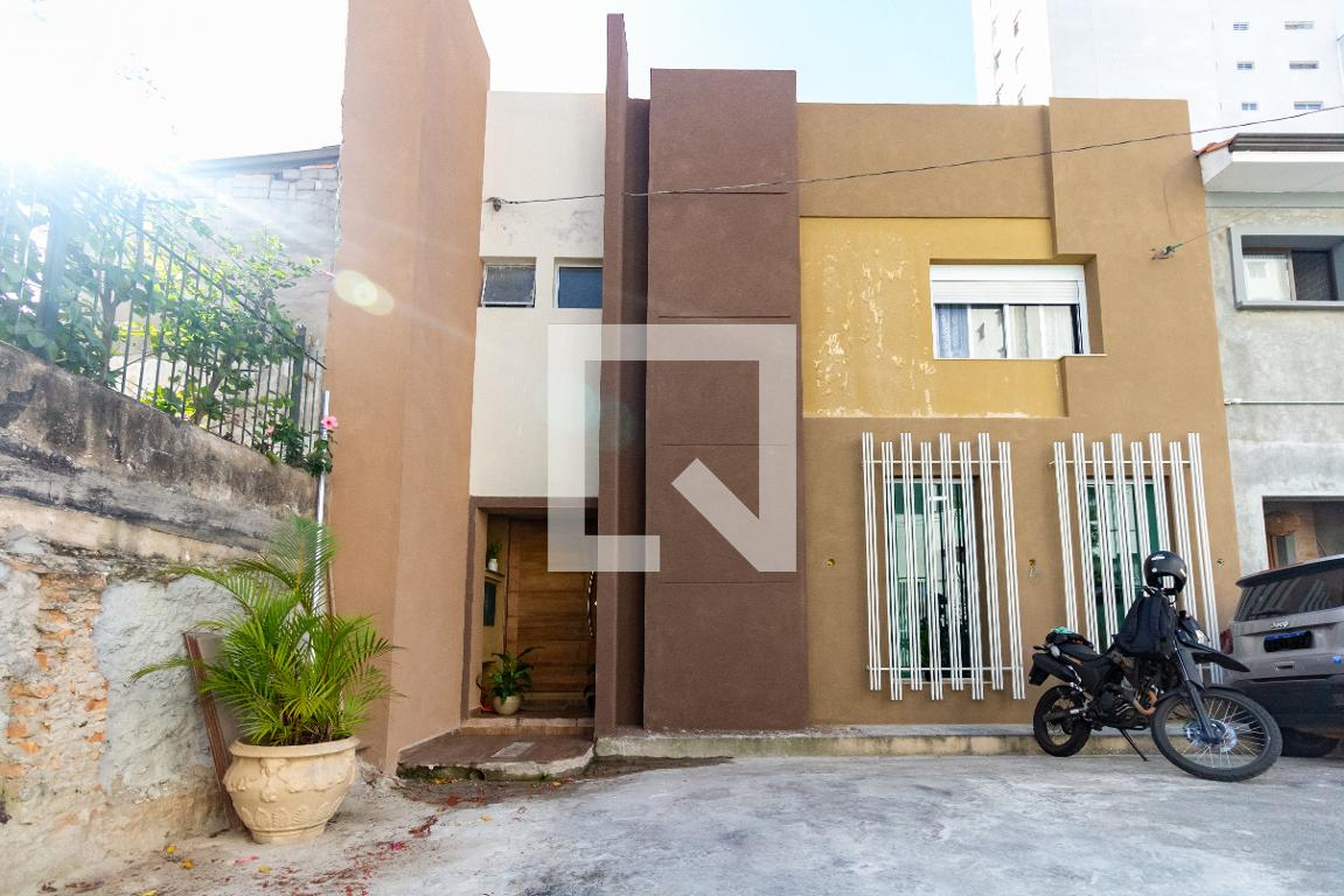 Fachada Condomínio em Rua Basílio da Cunha, 78