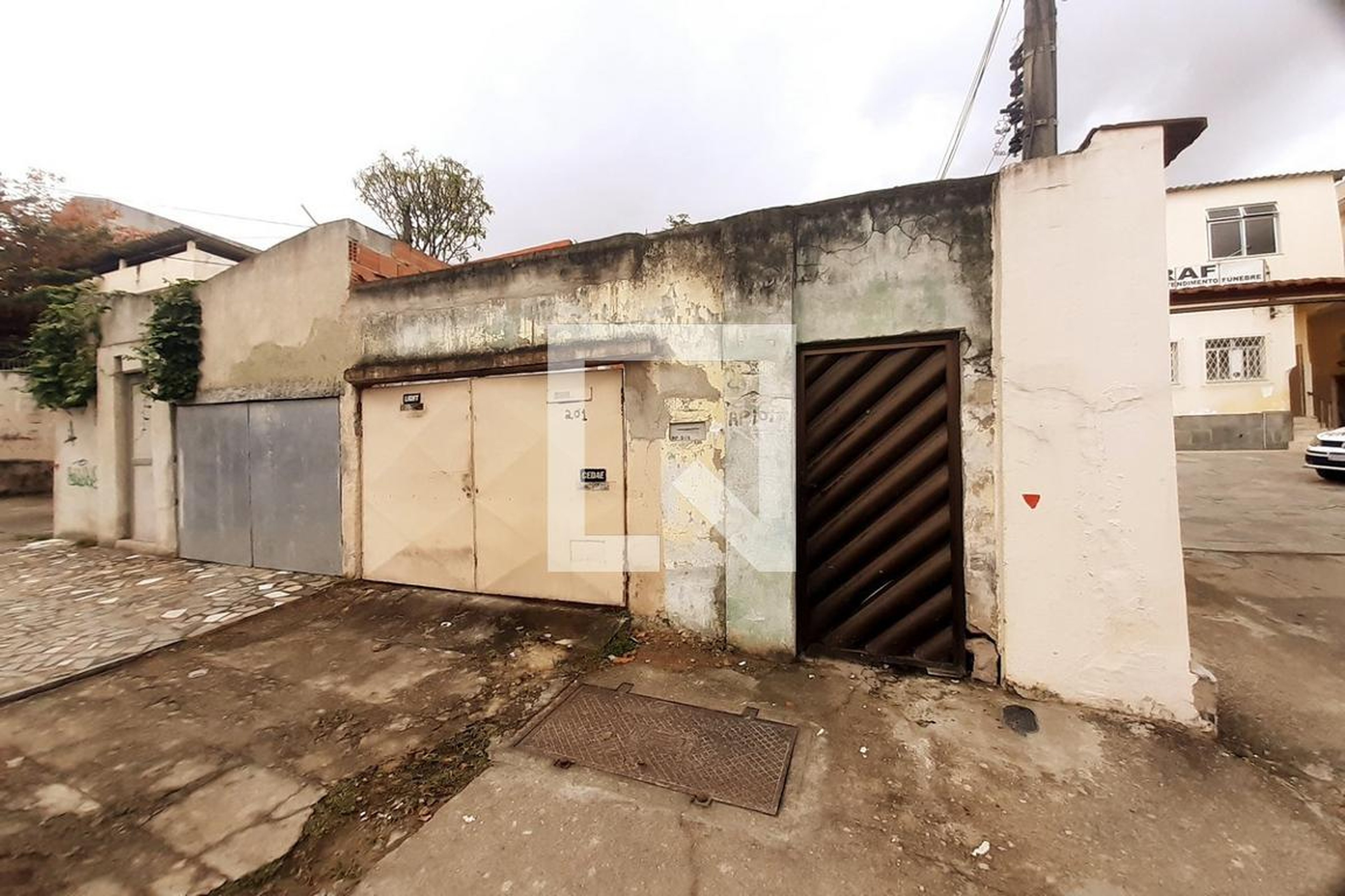 Fachada Condomínio em Rua José dos Reis, 2485