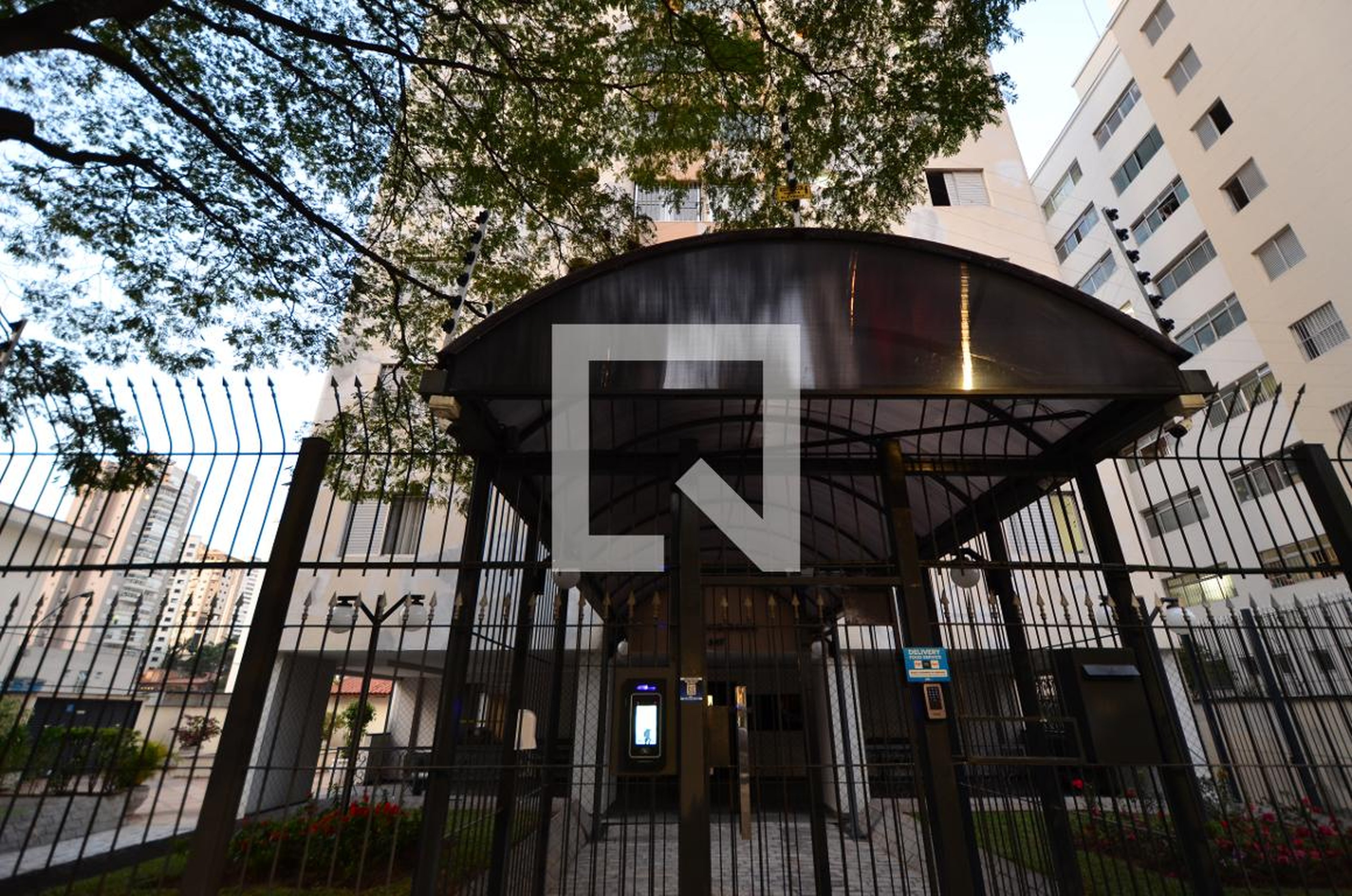 Fachada do Prédio Condomínio Mediterrane