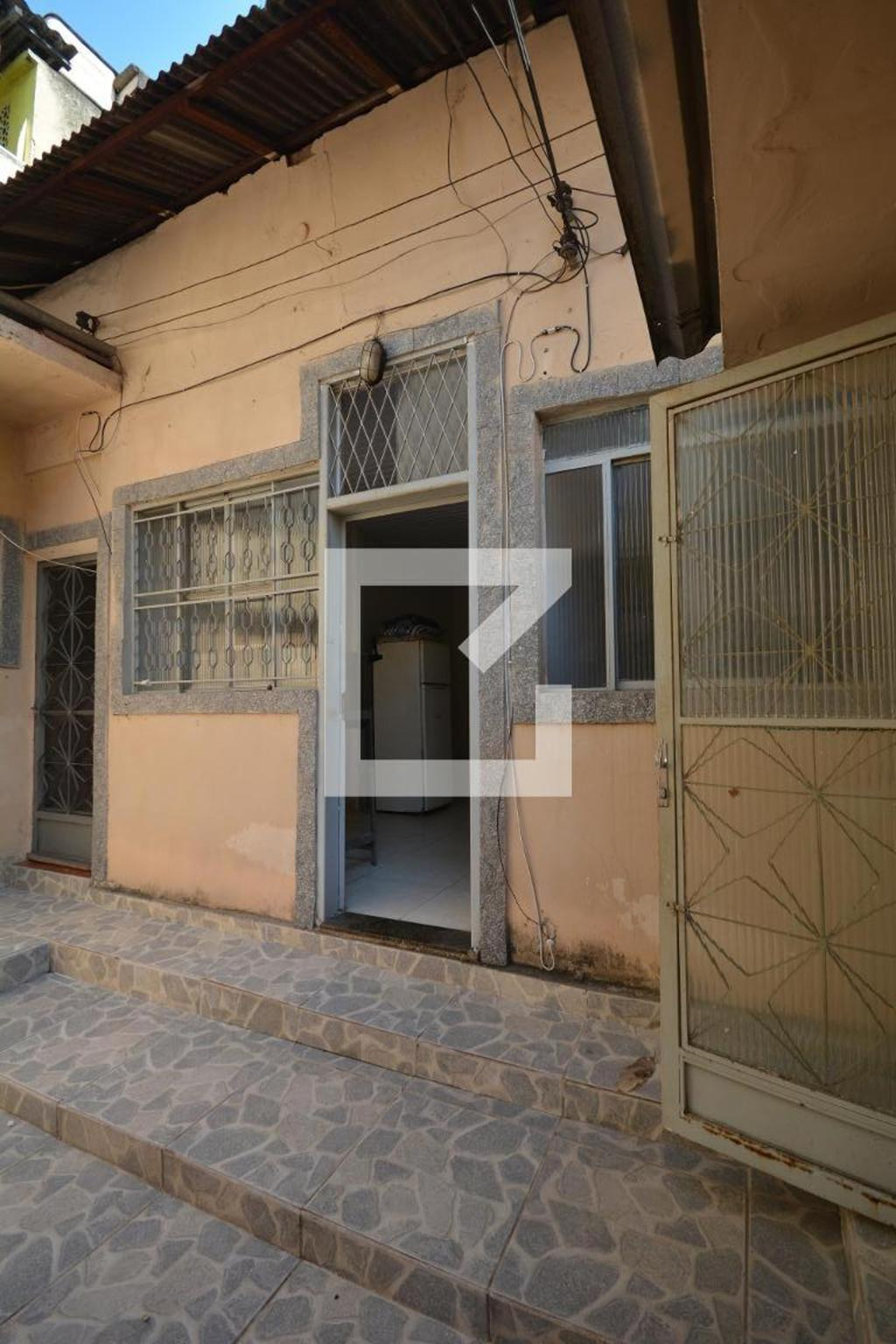 Fachada Condomínio em Rua Uranos, 1465