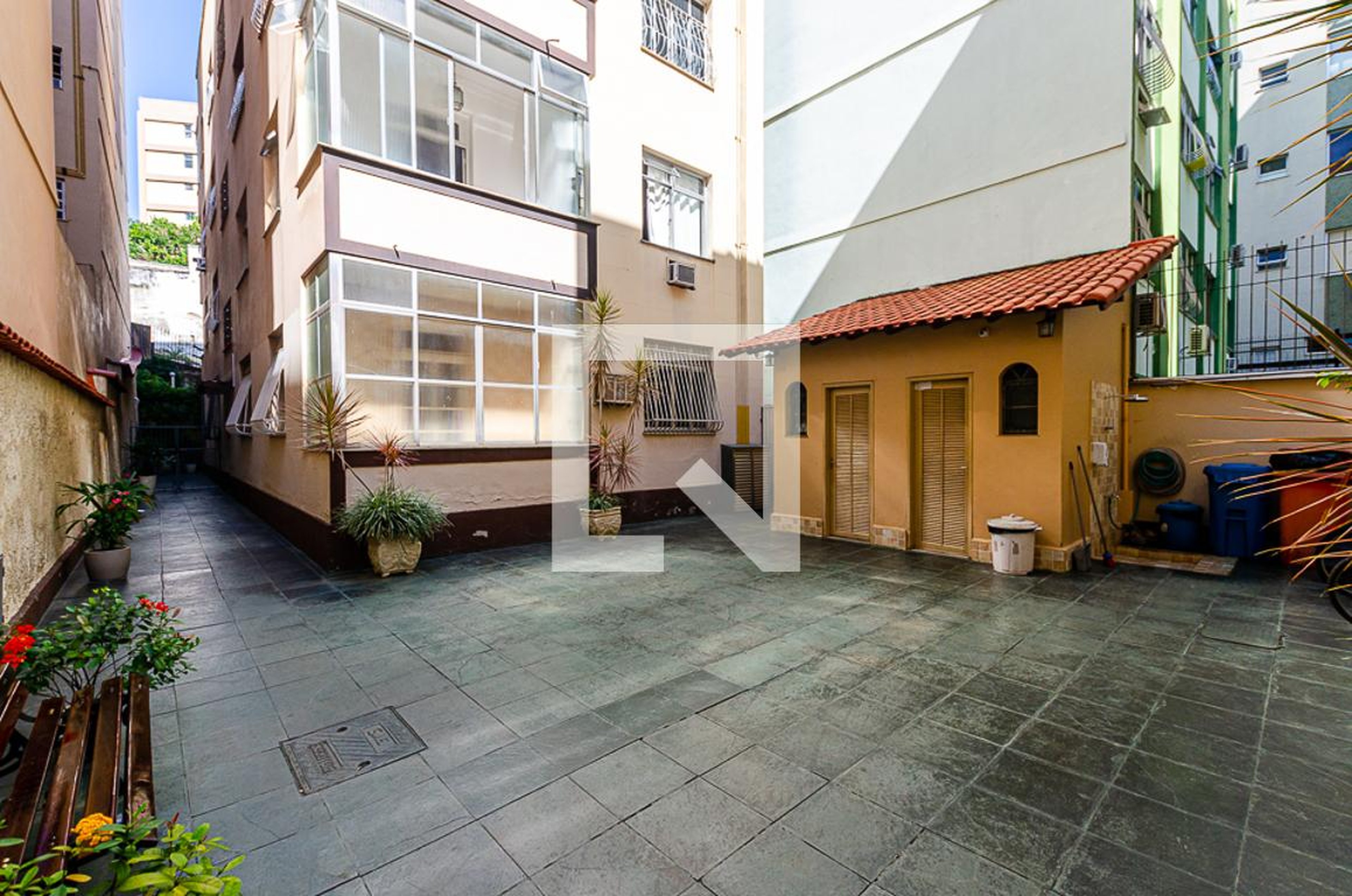 Entrada - Edifício Vila Real