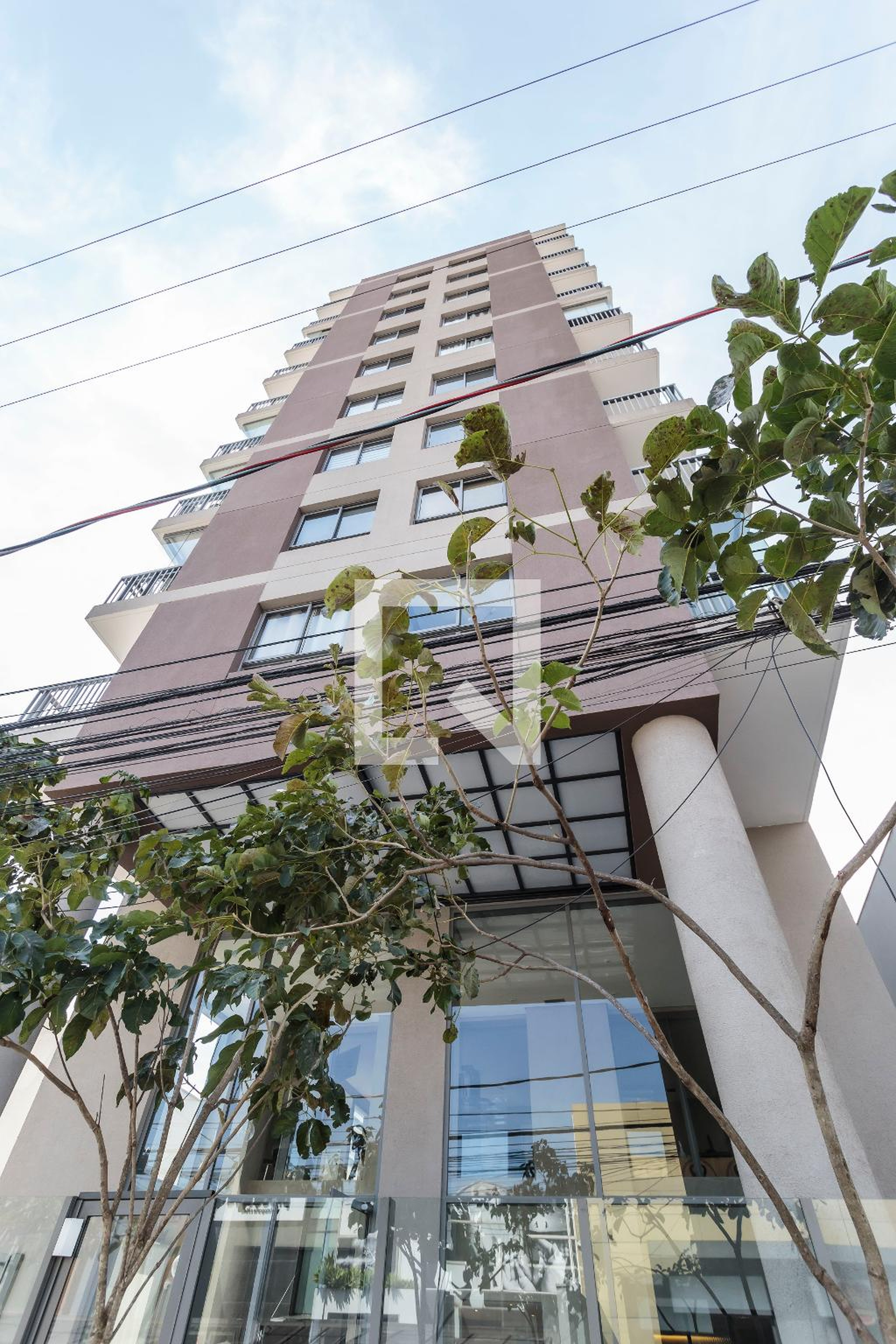 Fachada Condomínio Oema Carinás