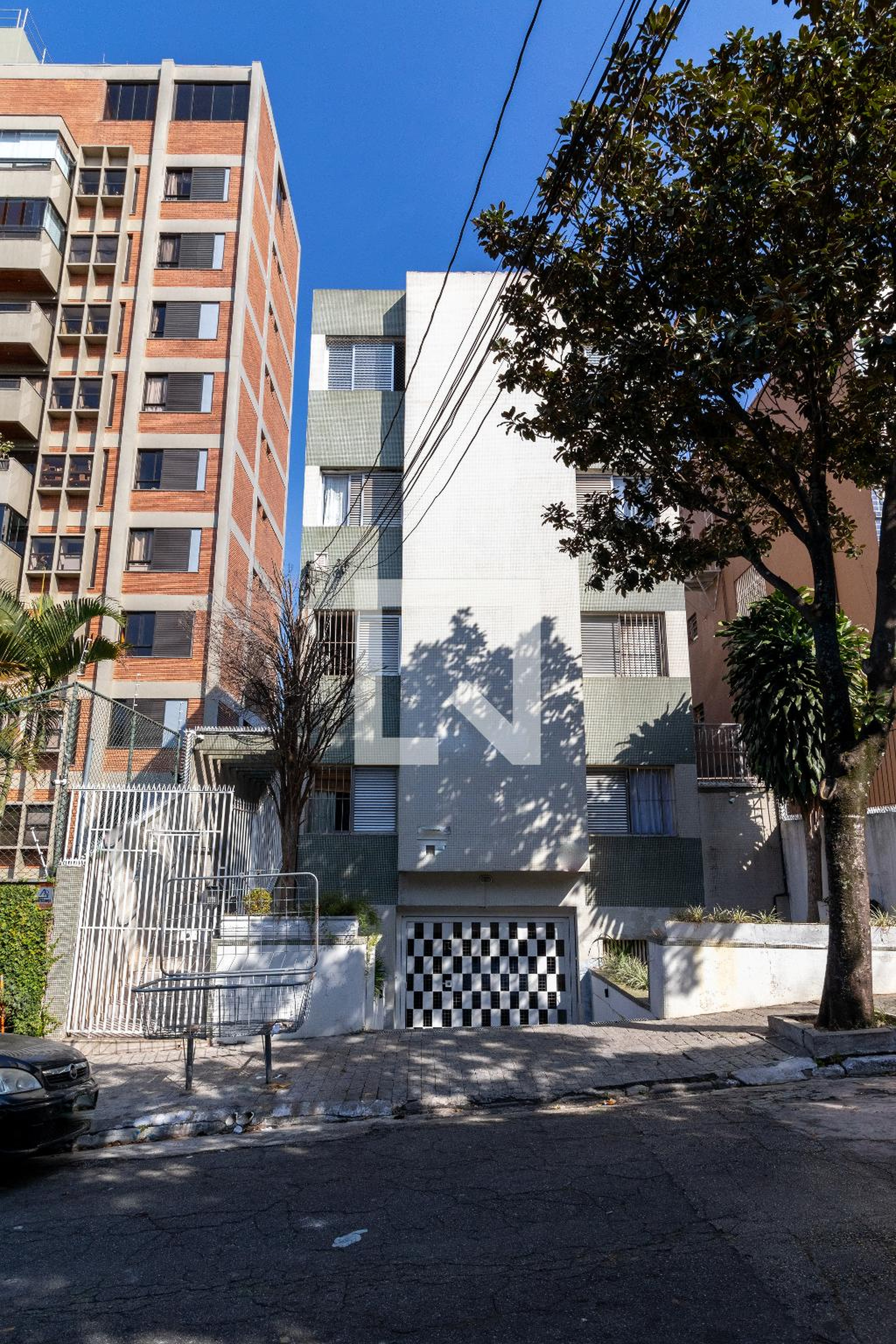 Fachada do Condomínio Condomínio em Rua Cataguases, 91