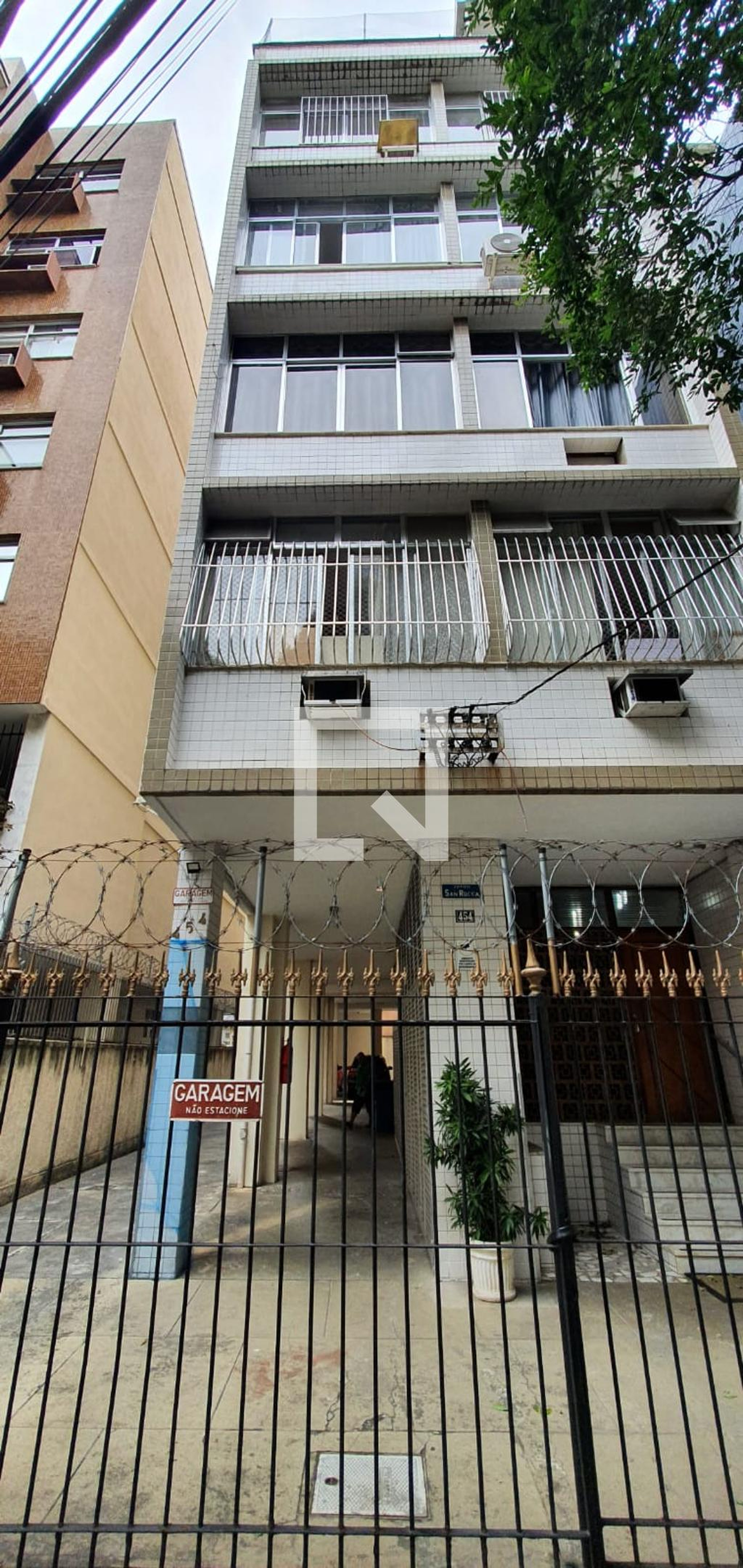 Fachada Condomínio San Roca