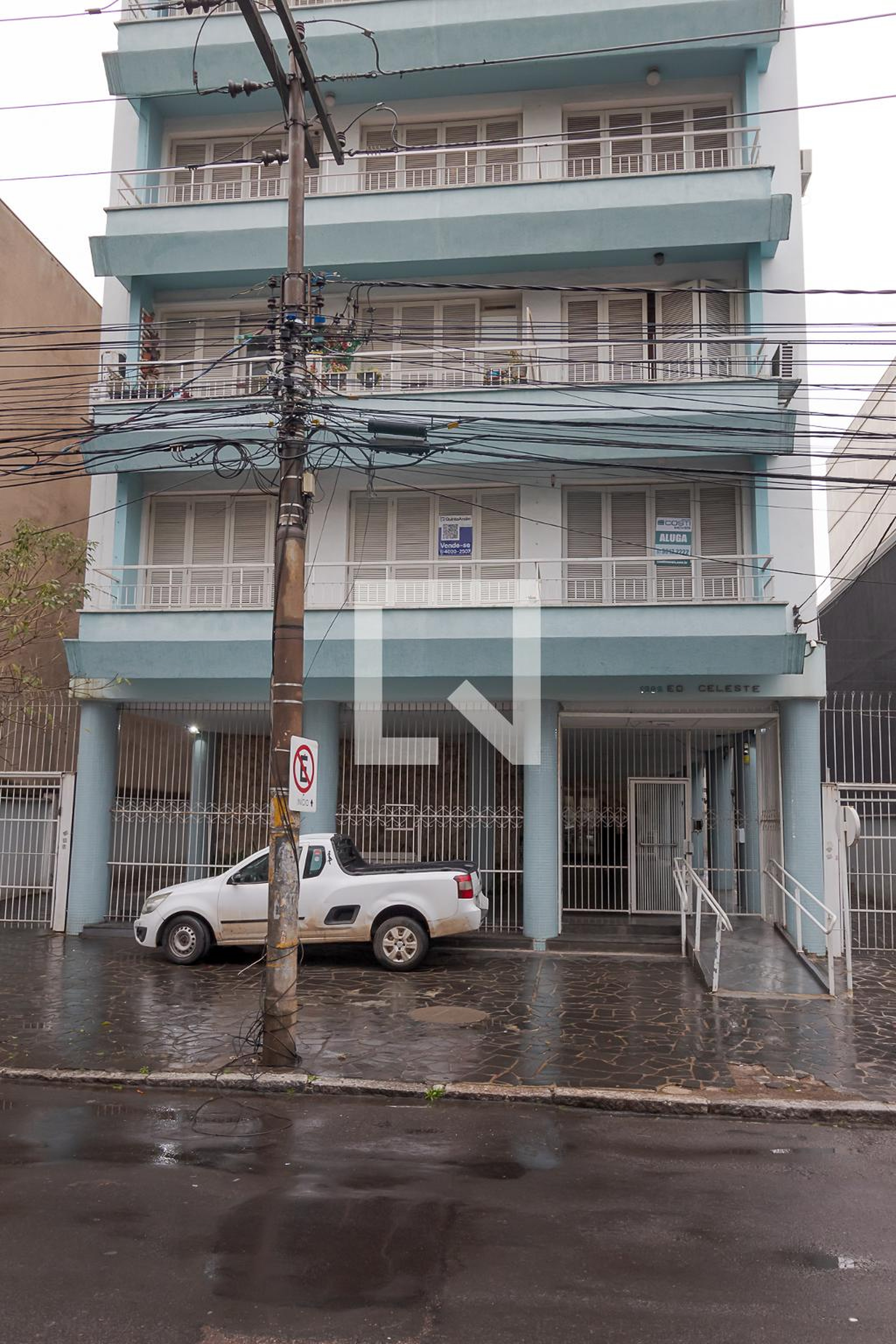 Fachada do Prédio Condomínio em Avenida Cristóvão Colombo, 1989