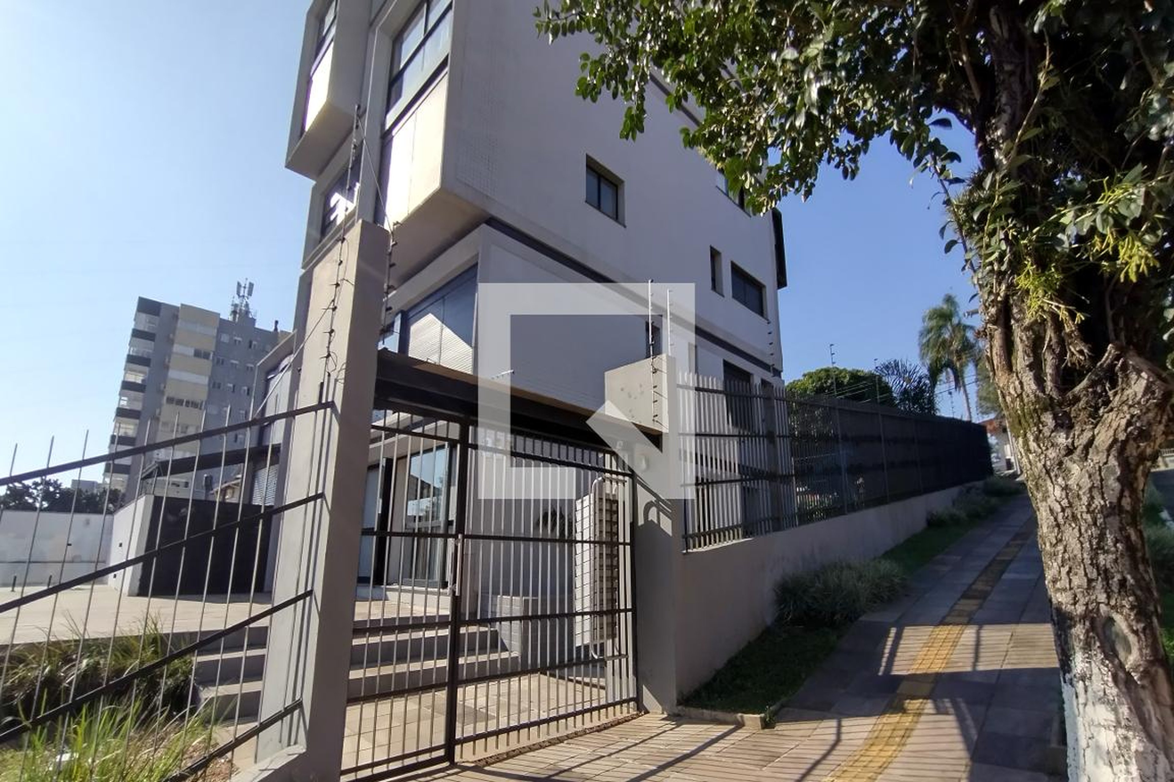 Fachada do Condomínio Condomínio Freedom House