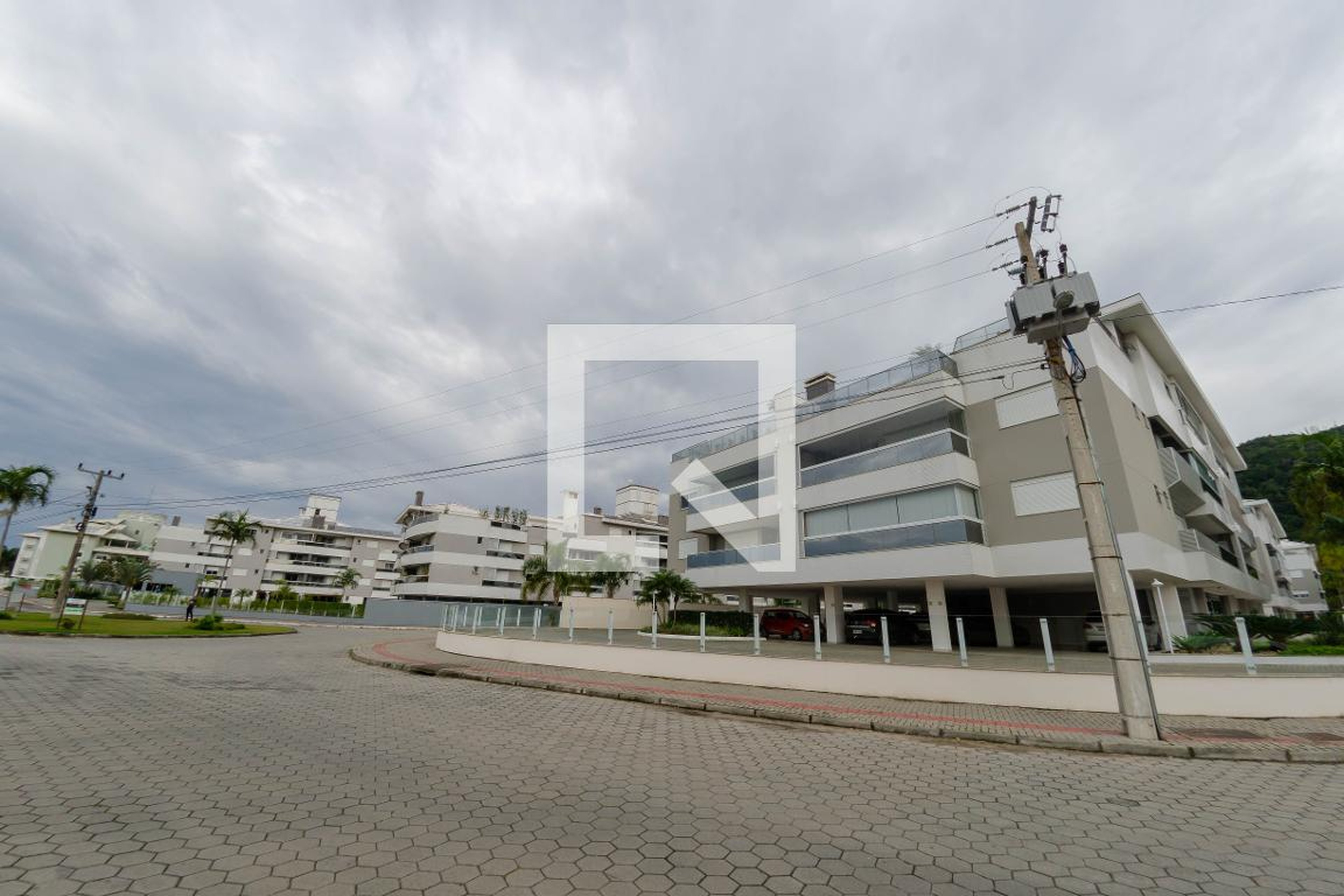 Fachada Condomínio Vila das Palmeiras II