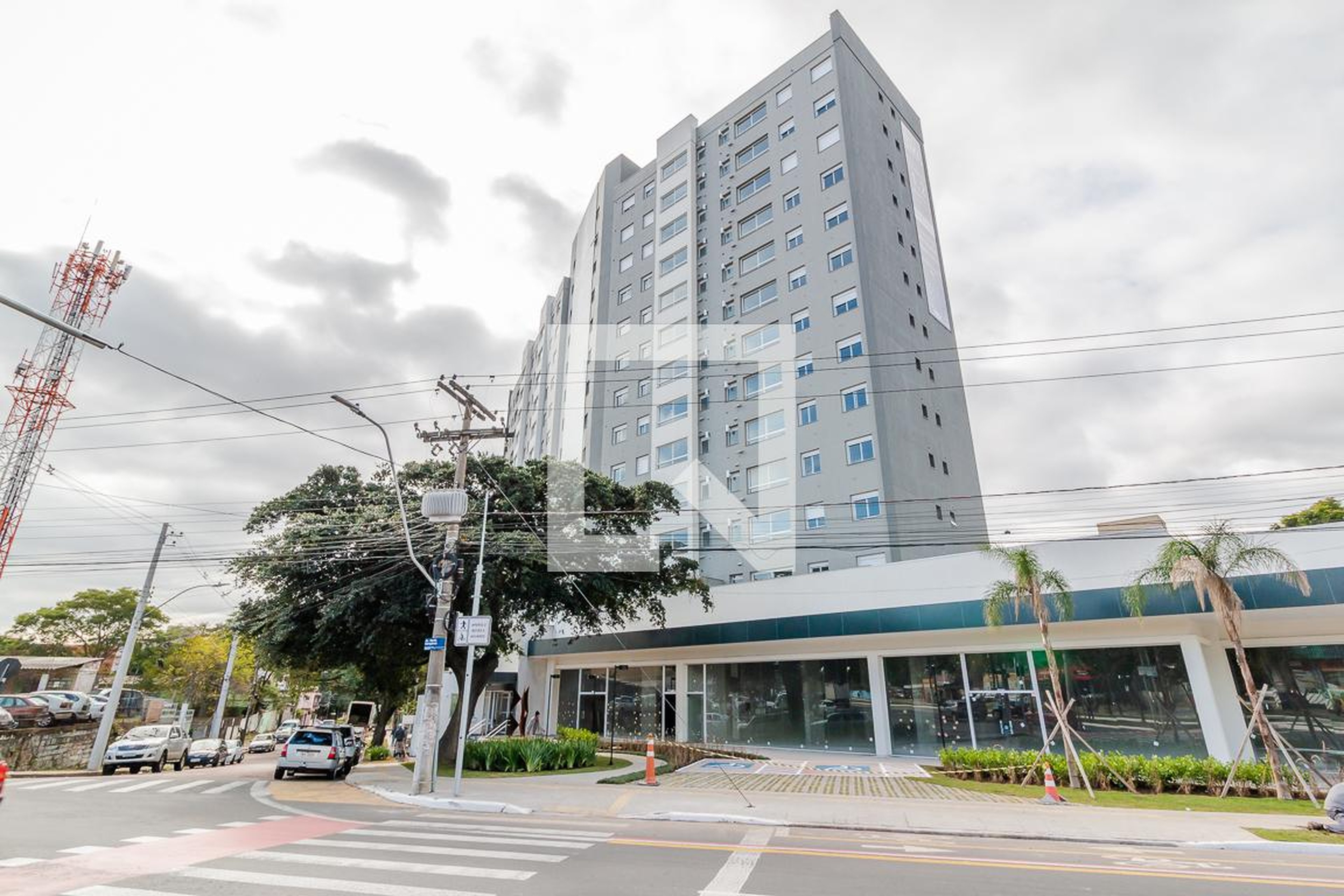 Fachada Condomínio em Avenida Bento Gonçalves, 6400