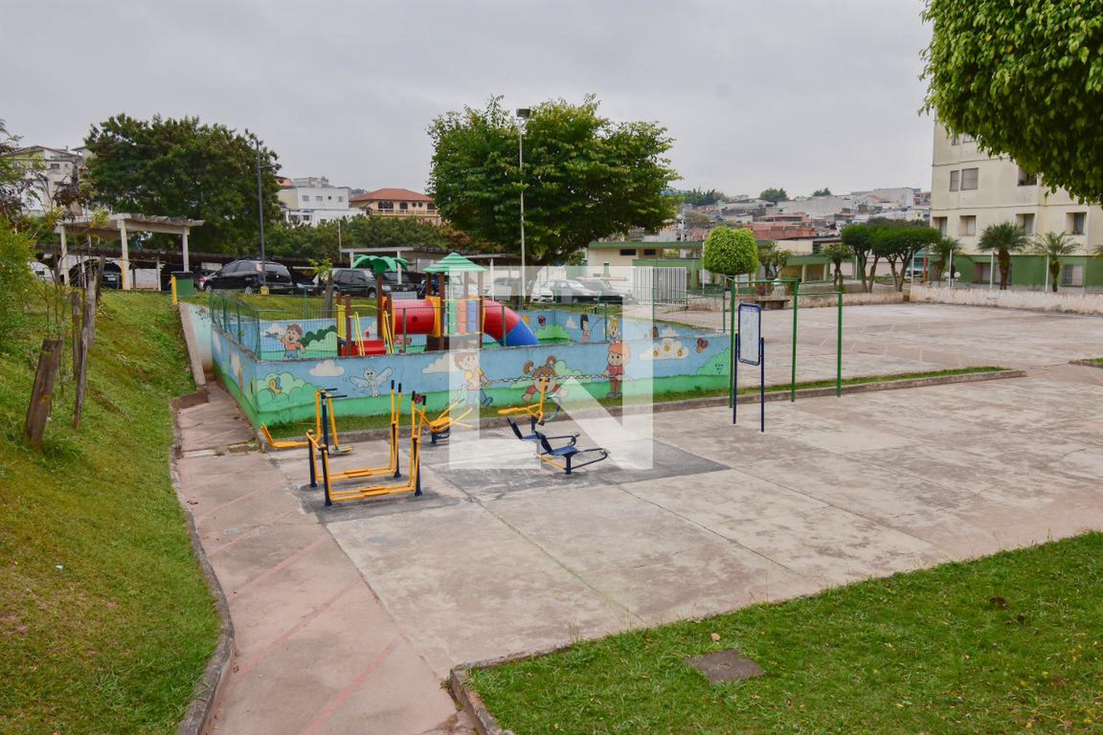 Playground Condomínio Conjunto Residencial Quarto Sentenario