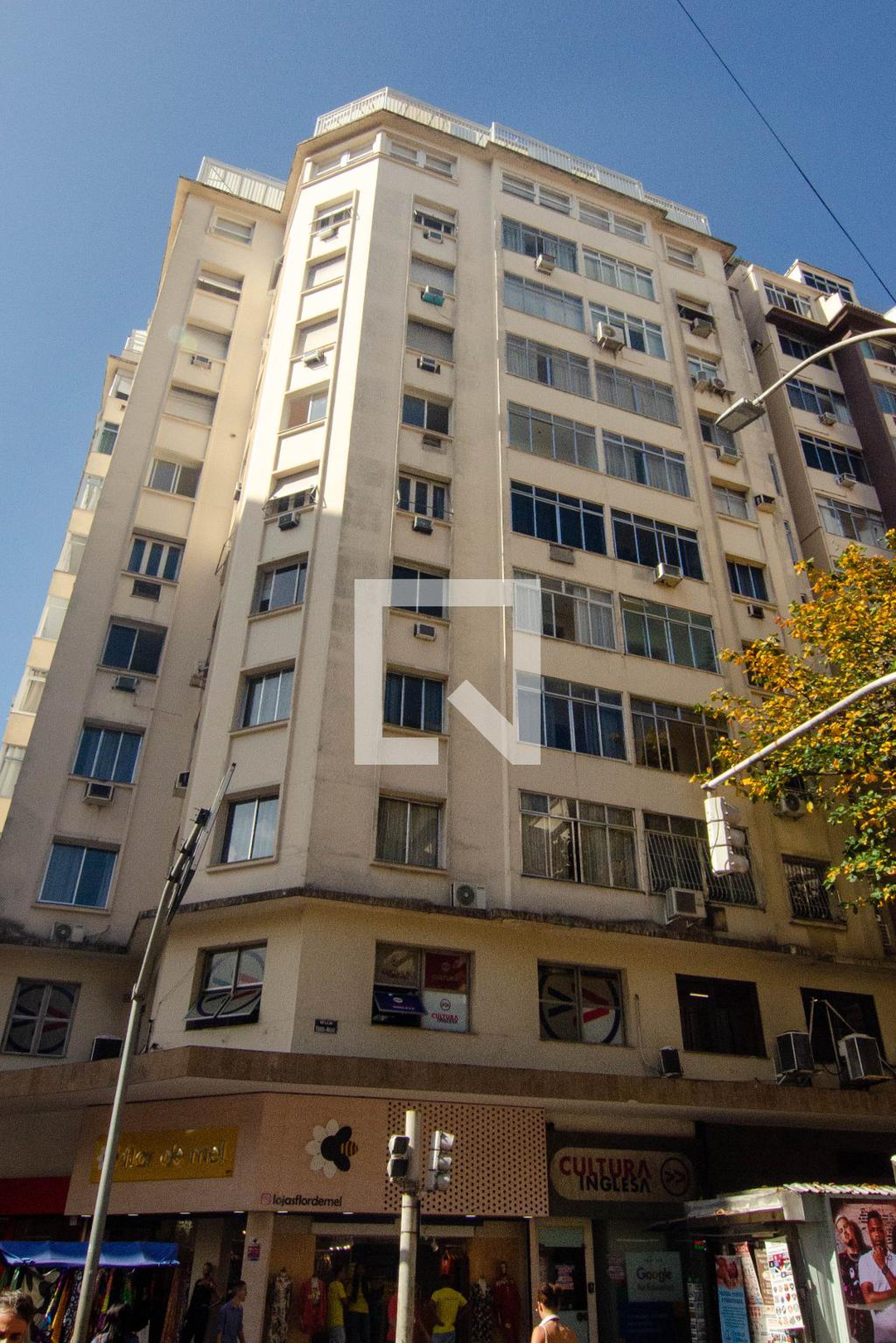 Fachada Condomínio em Avenida Nossa Senhora de Copacabana, 619