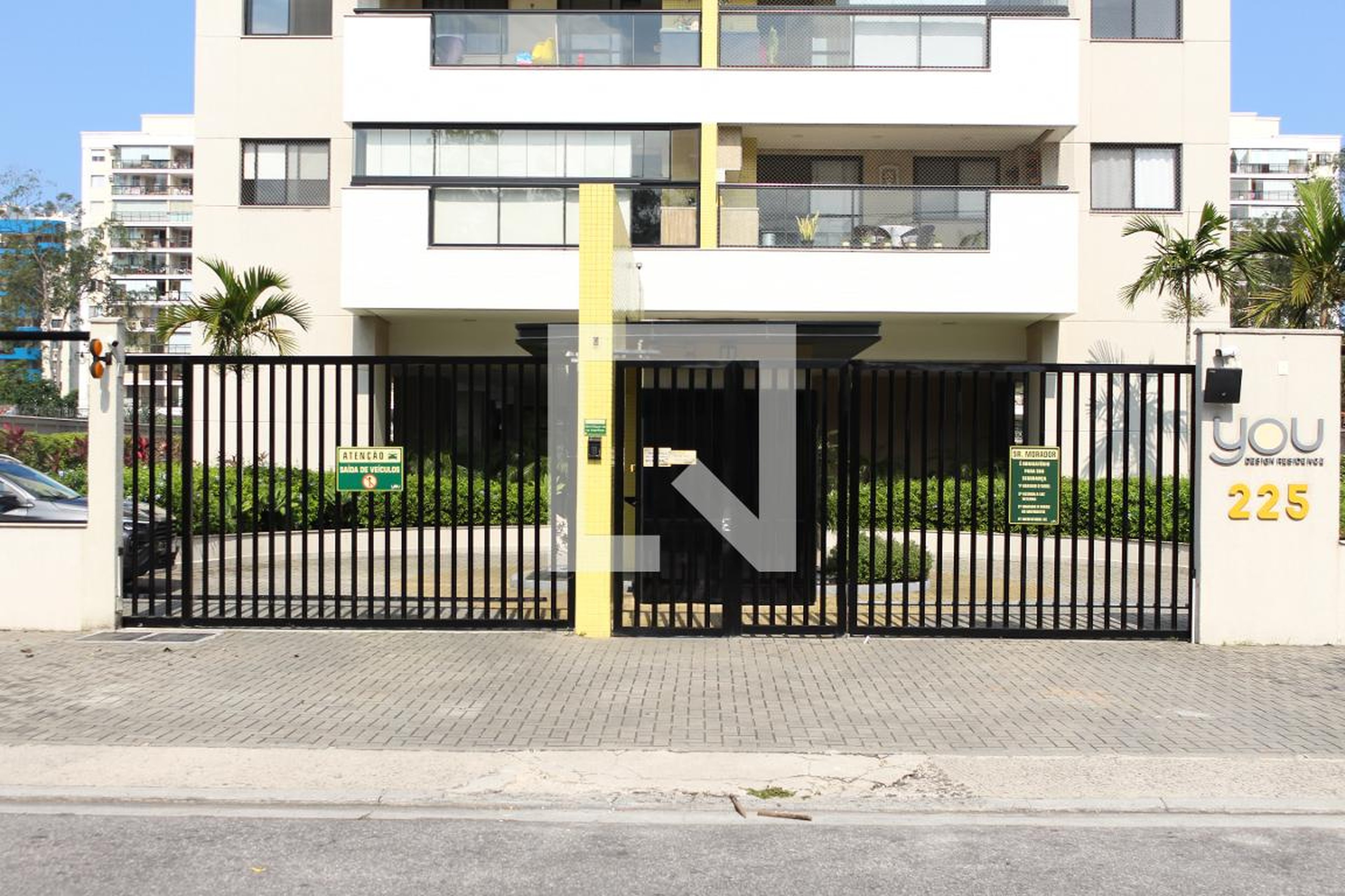 Fachada do Condomínio Condomínio You Design Residence