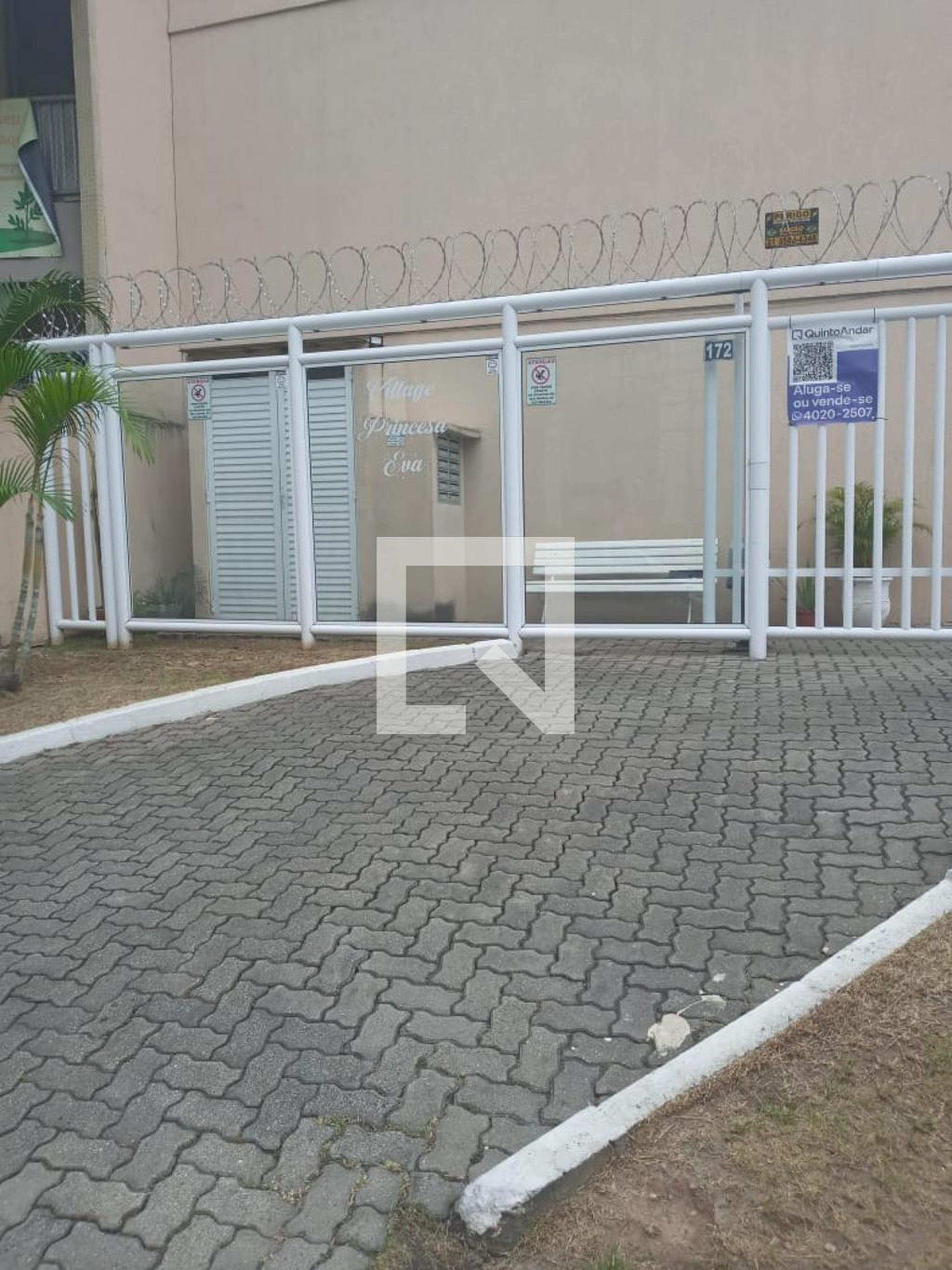 Fachada Condomínio Village Princesa Eva