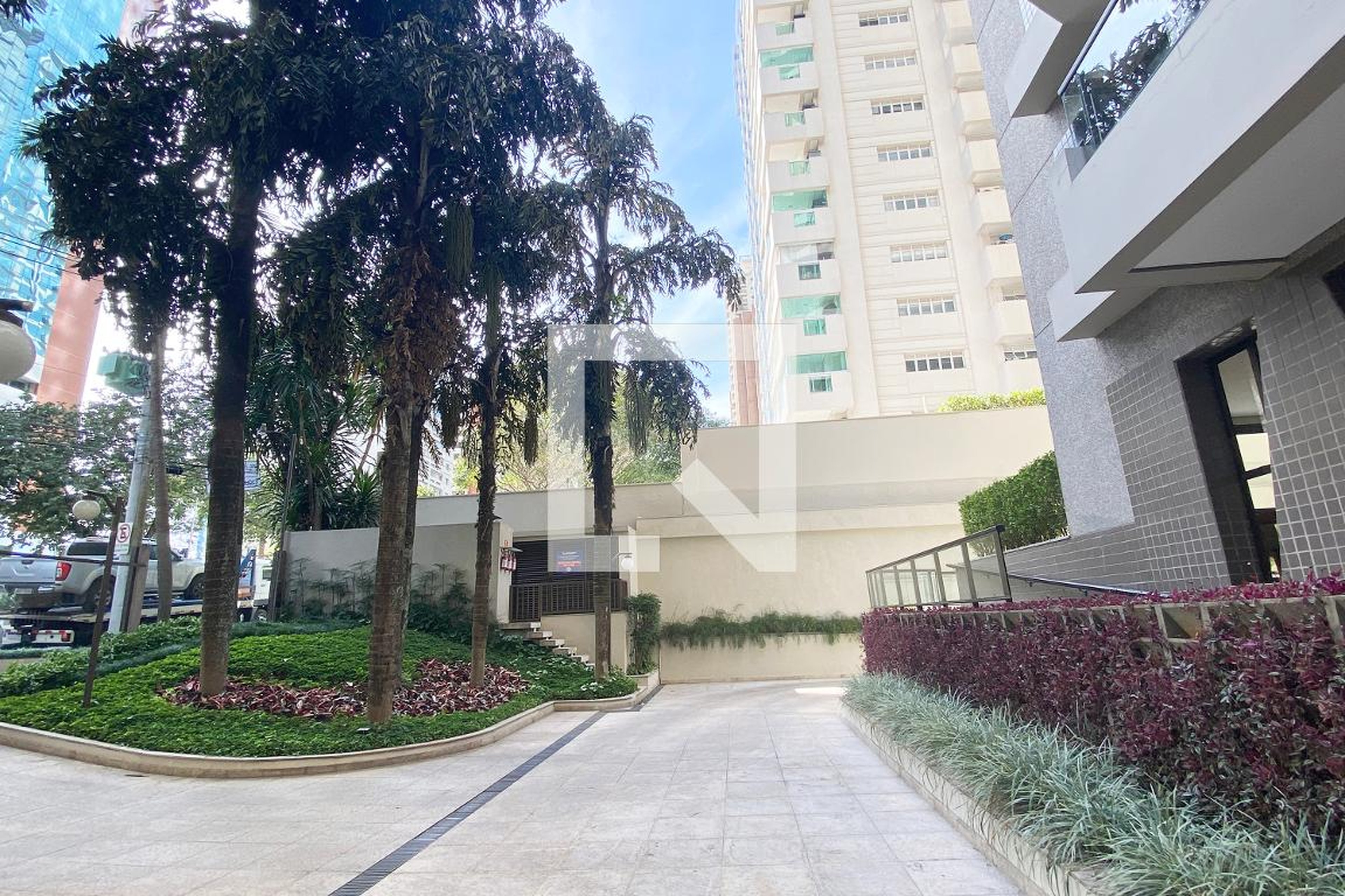 Área Externa - Edifício Chateau