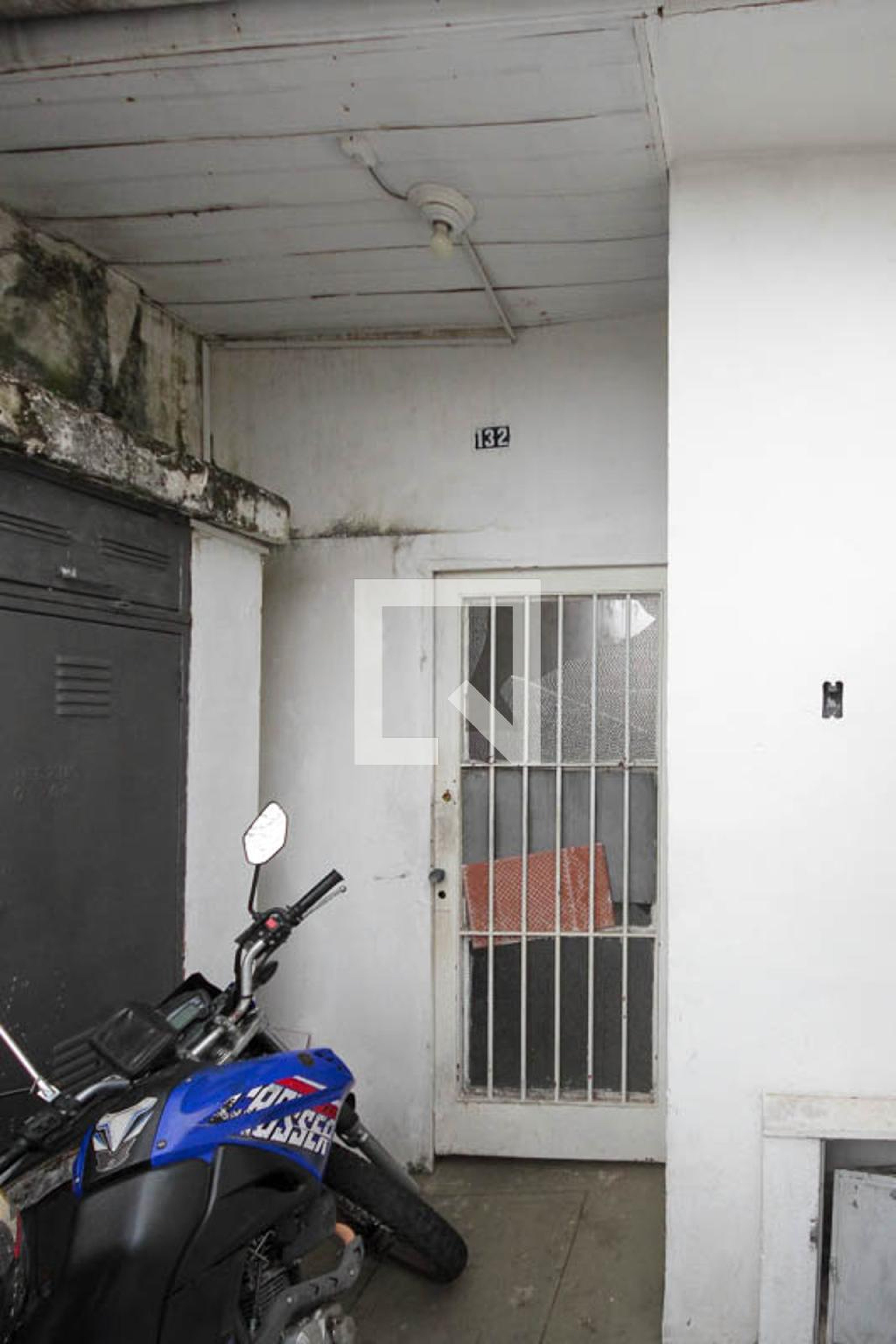 fachada Condomínio em Rua Sanches de Aguiar, 132