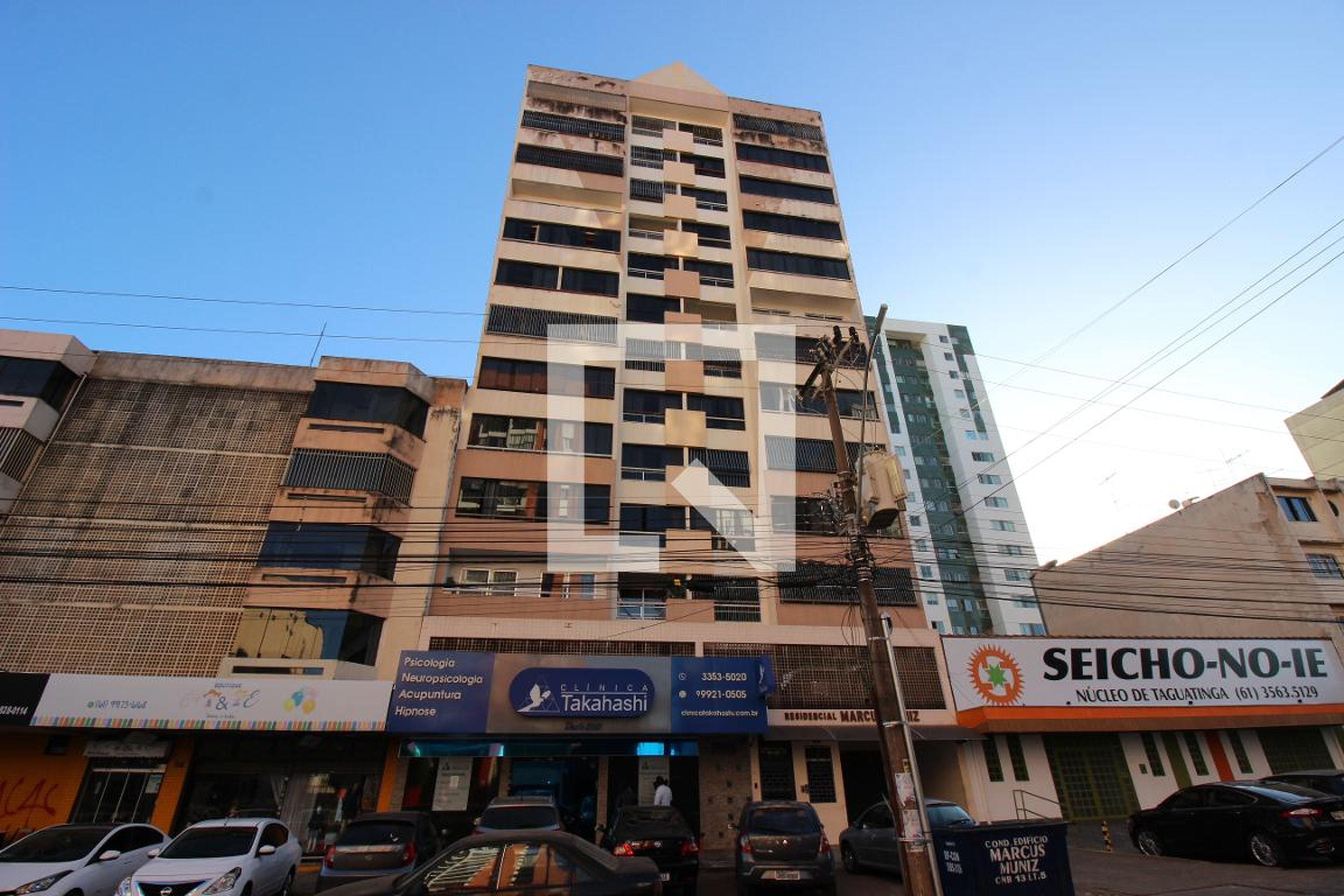 Fachada Condomínio em Cnb 13, 5