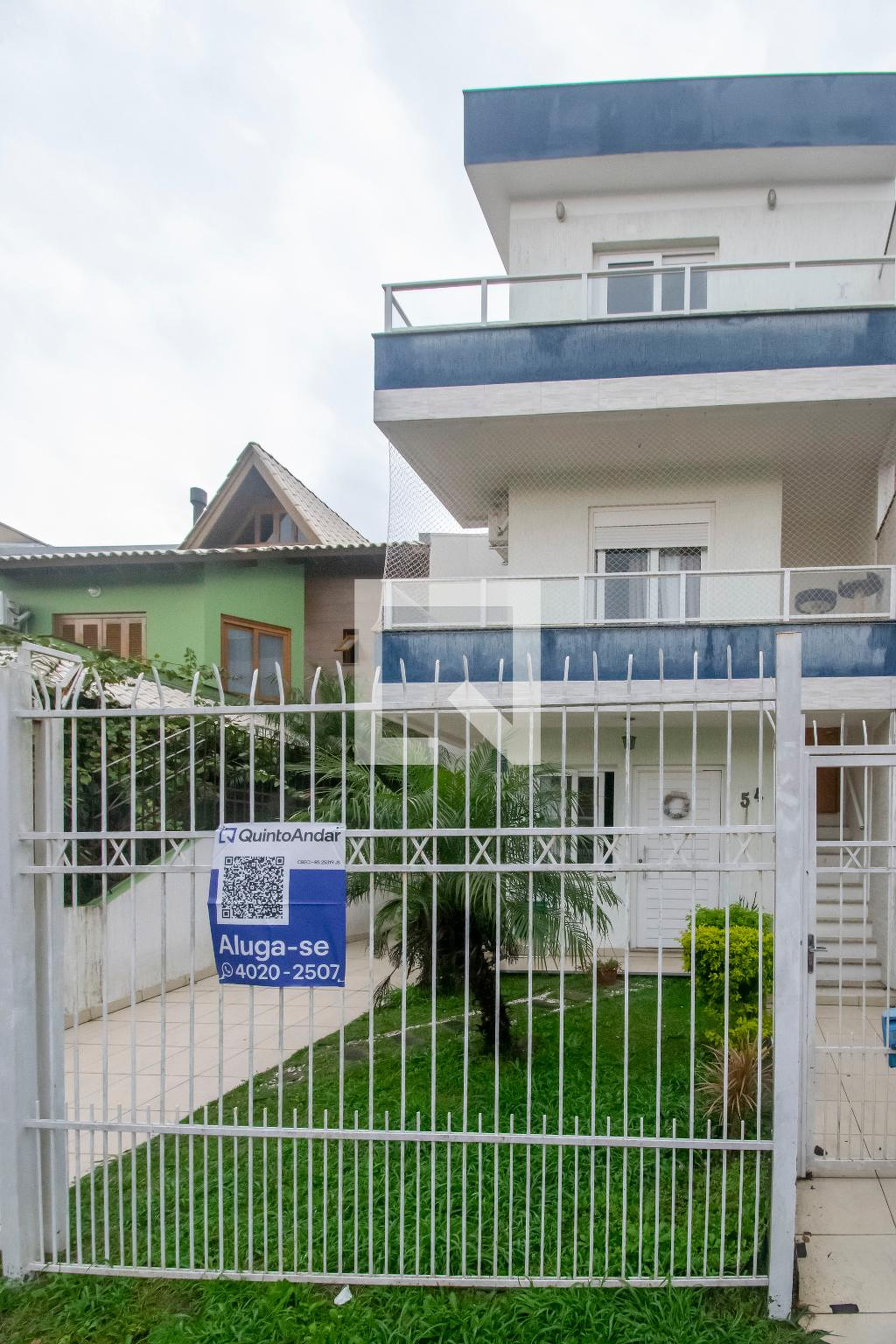 Fachada Condomínio em Rua Wilson Conceição Bona, 54